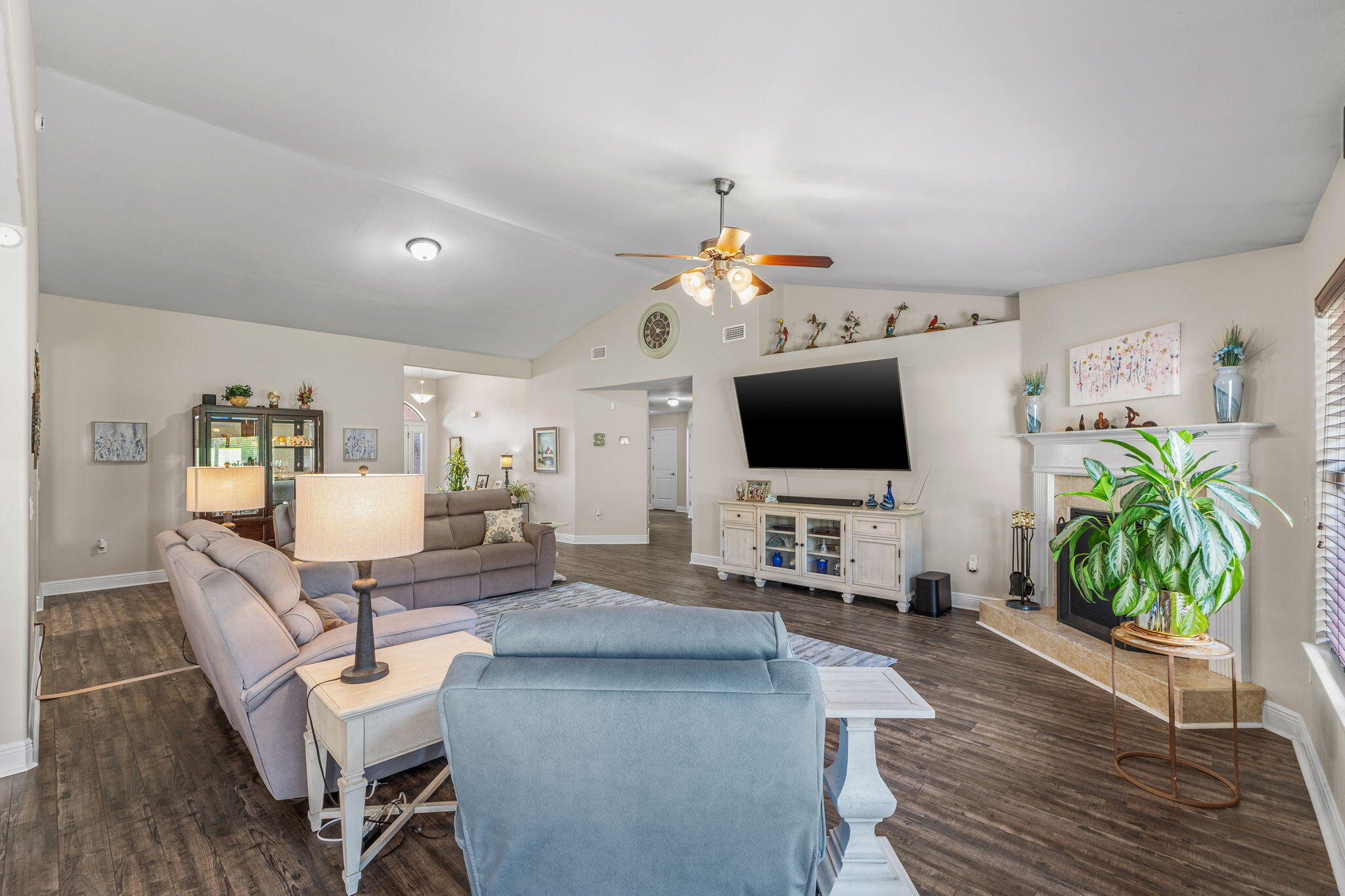 HOLLEY BY THE SEA - Residential
