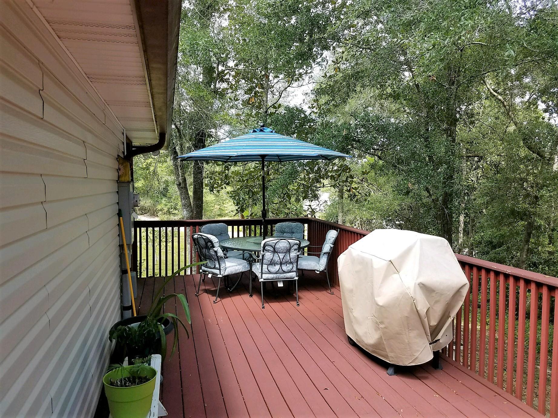 LAKE HOLLEY ESTATES - Residential