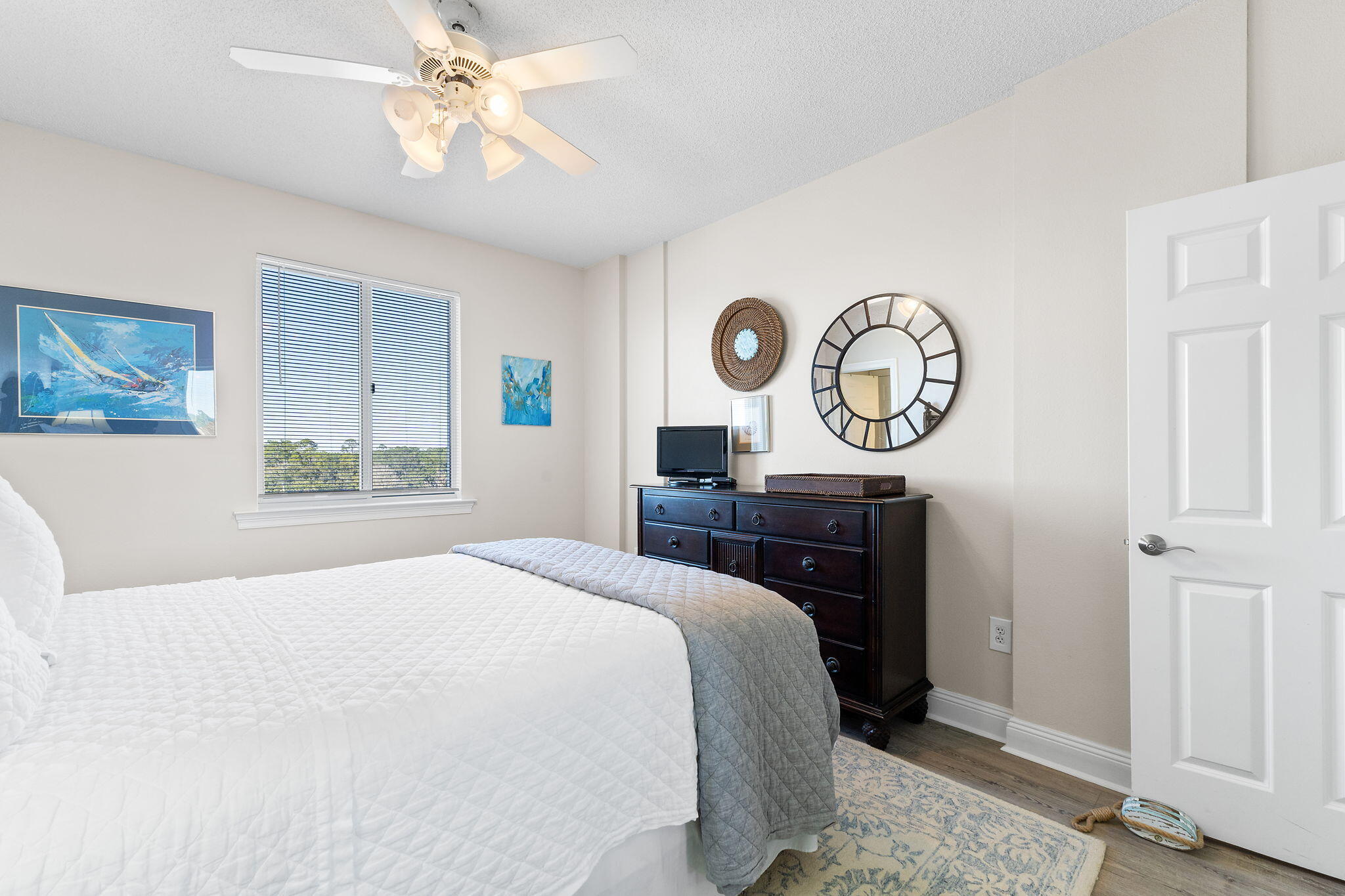 Snug Harbour - Residential