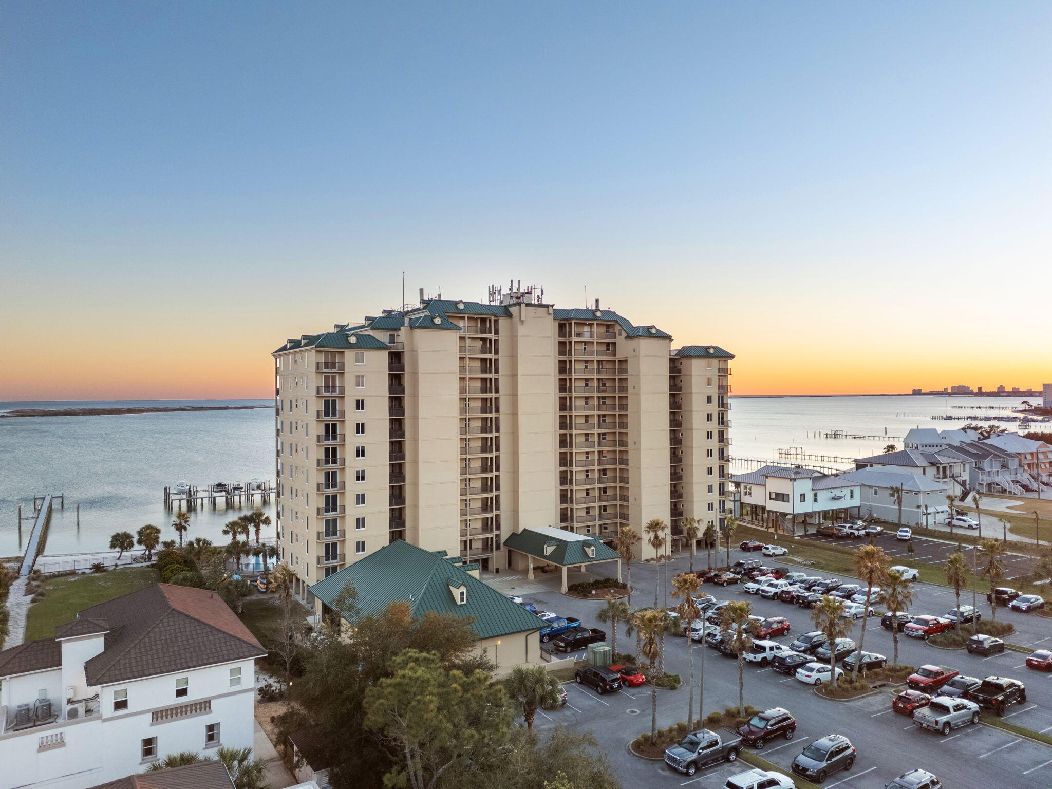 Snug Harbour - Residential