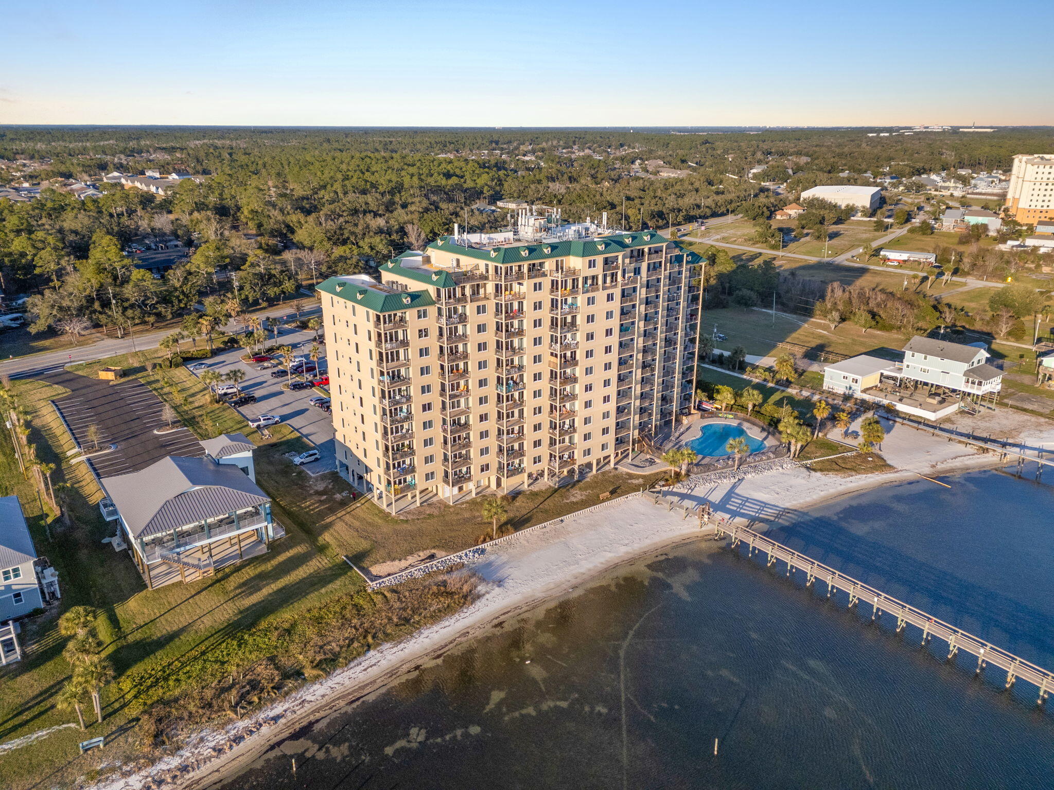 Snug Harbour - Residential