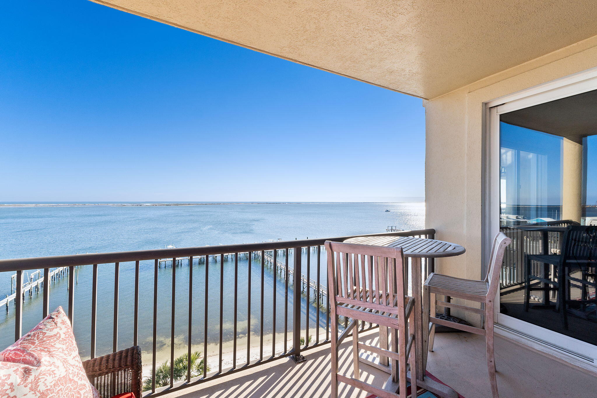 Snug Harbour - Residential