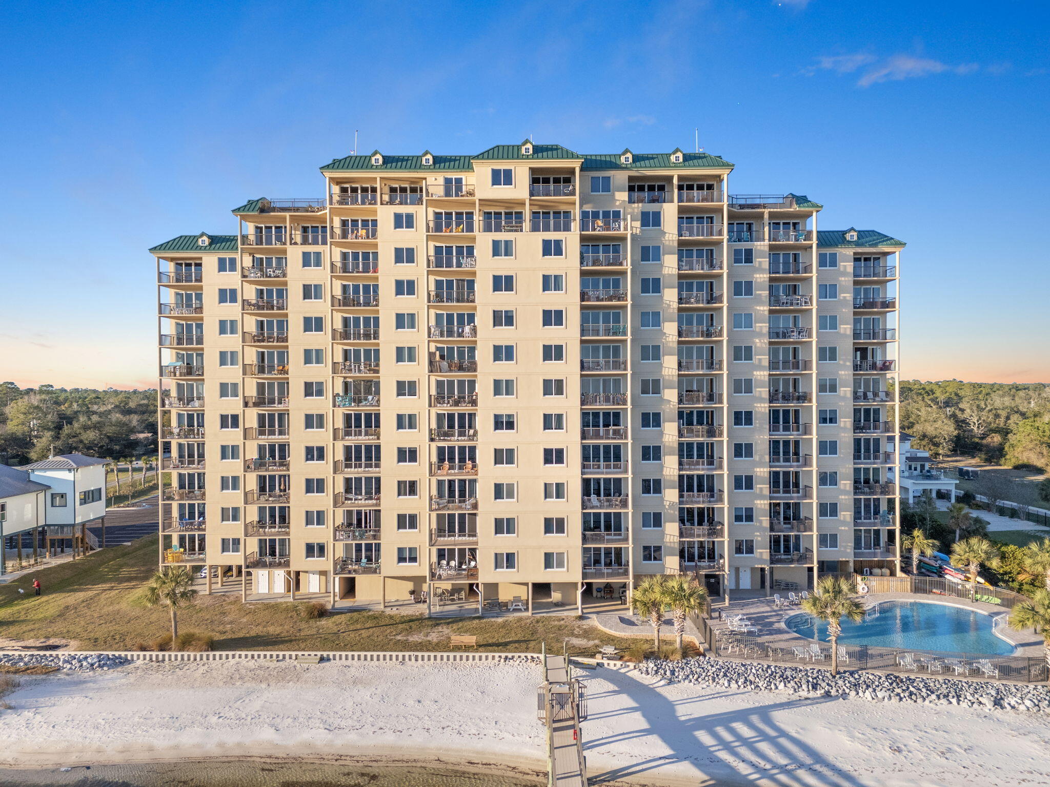 Snug Harbour - Residential