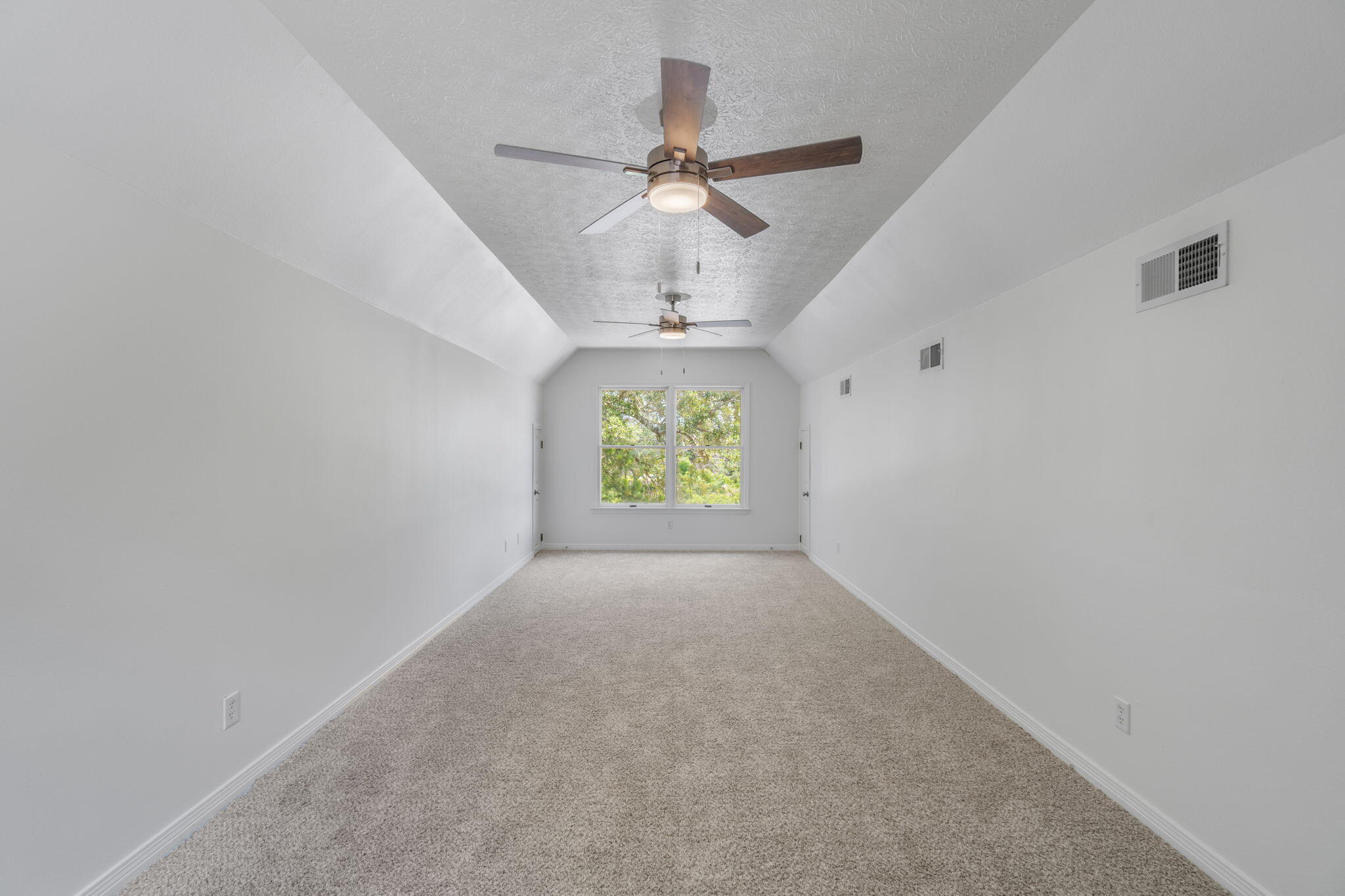 SOUNDSIDE EAST - Residential