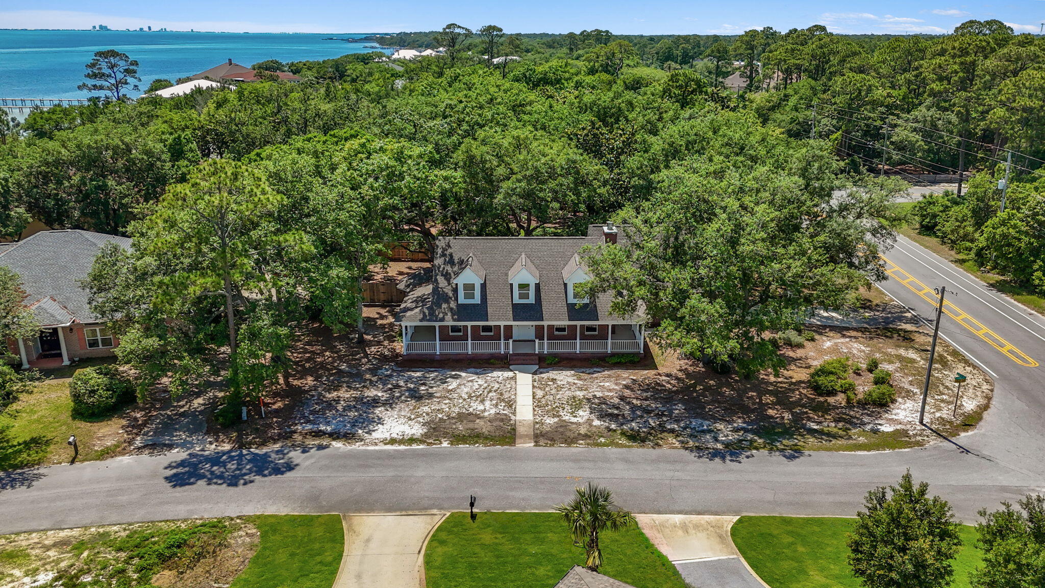 SOUNDSIDE EAST - Residential