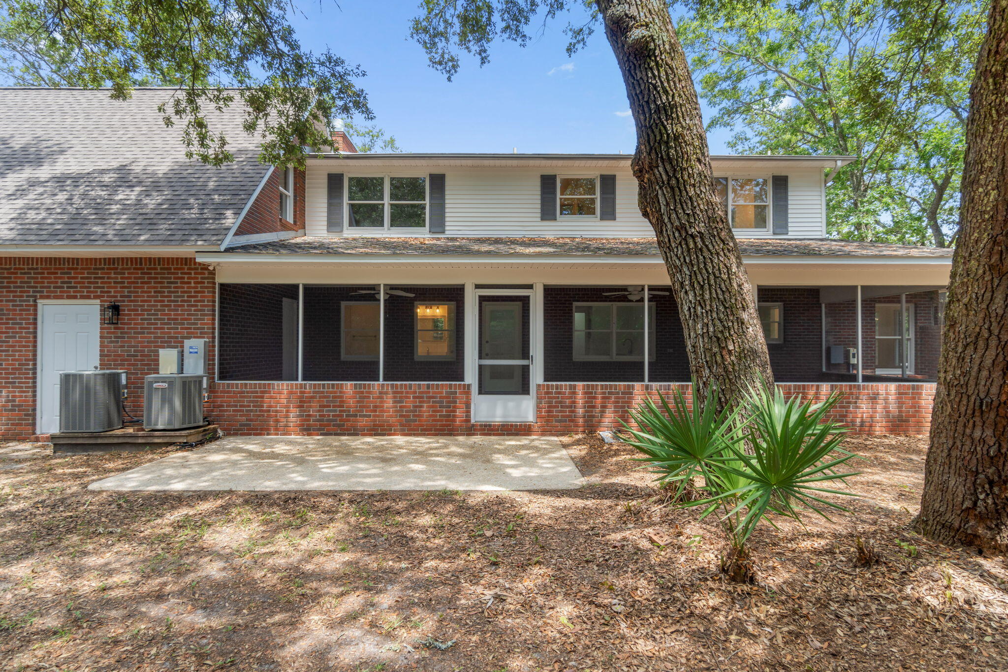 SOUNDSIDE EAST - Residential