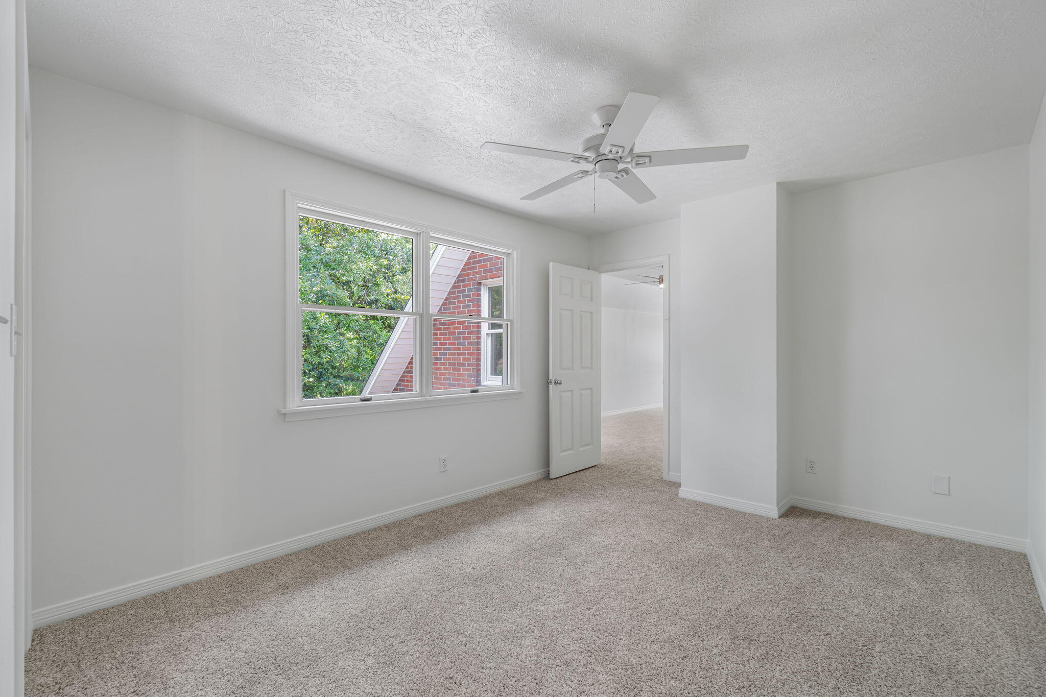 SOUNDSIDE EAST - Residential