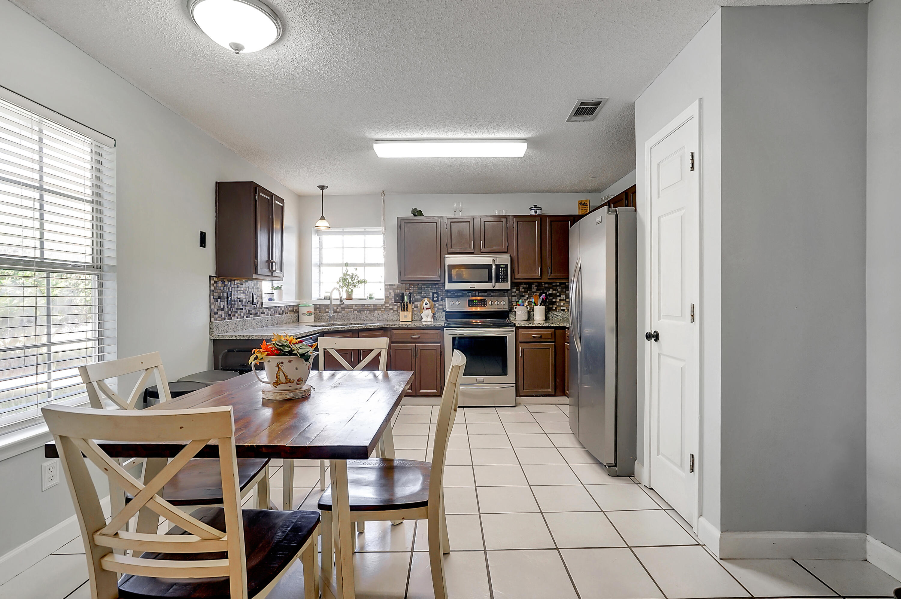 SOUTHWAY EST 1ST ADD - Residential