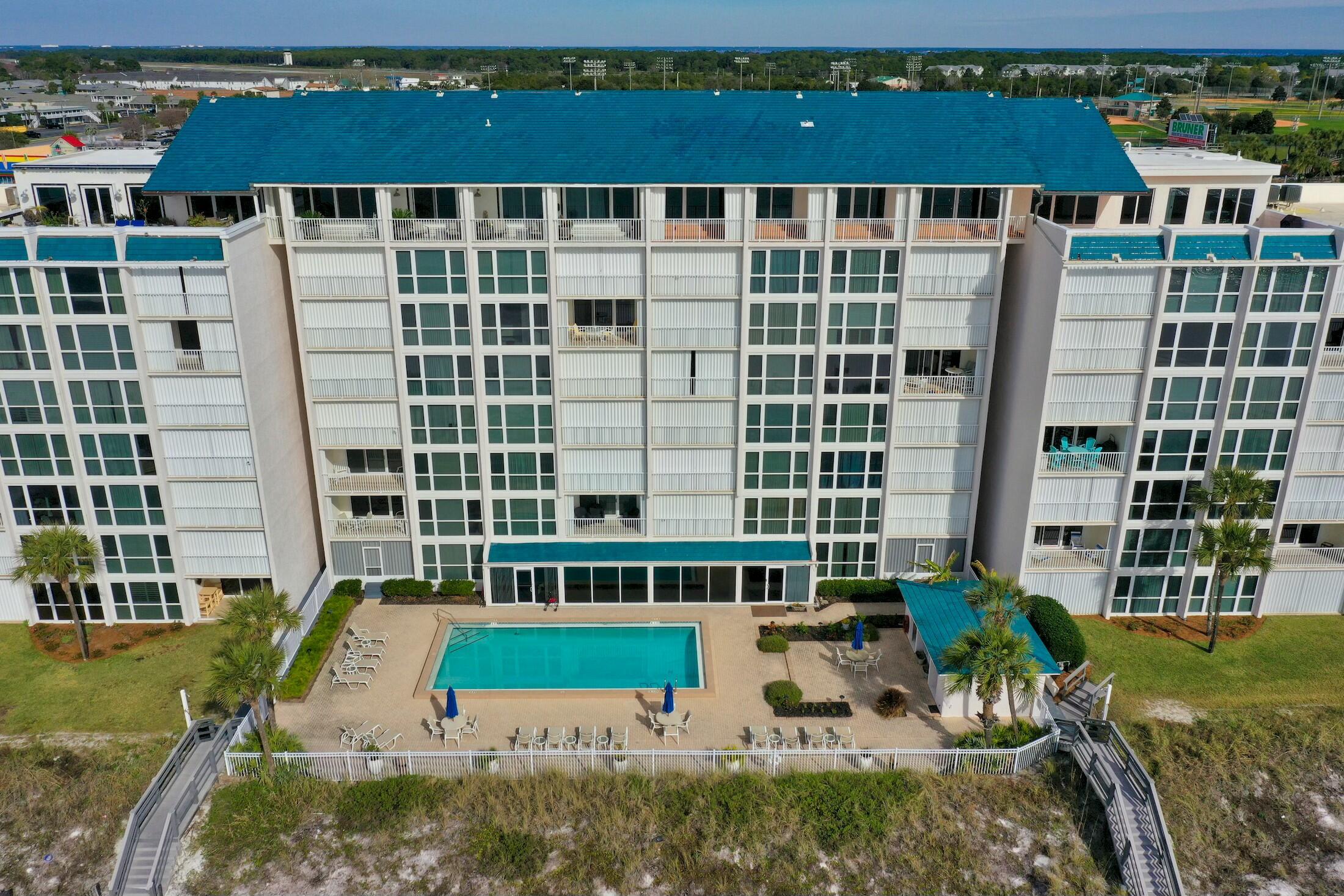 GRAND MARINER PH 3 - Residential