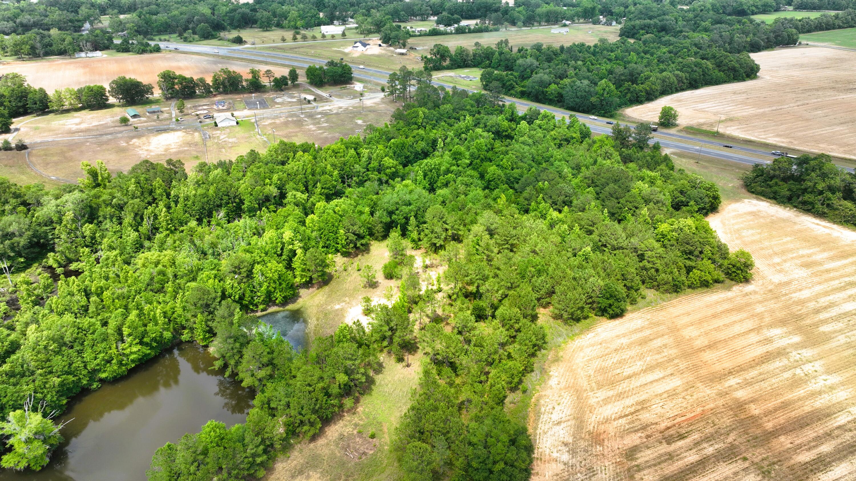 NO RECORDED SUBDIVISION - Farm