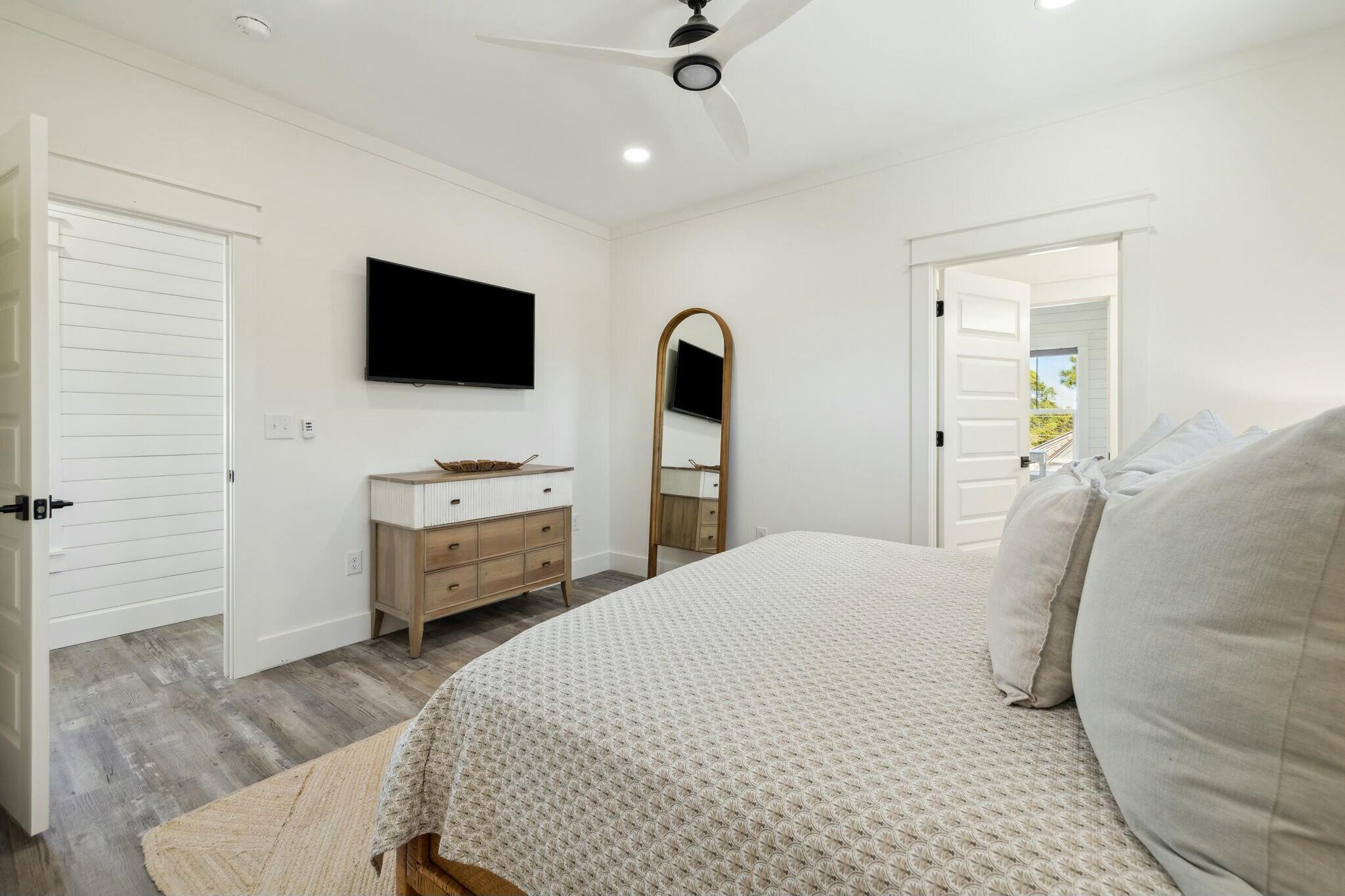 SEA POINTE - Residential