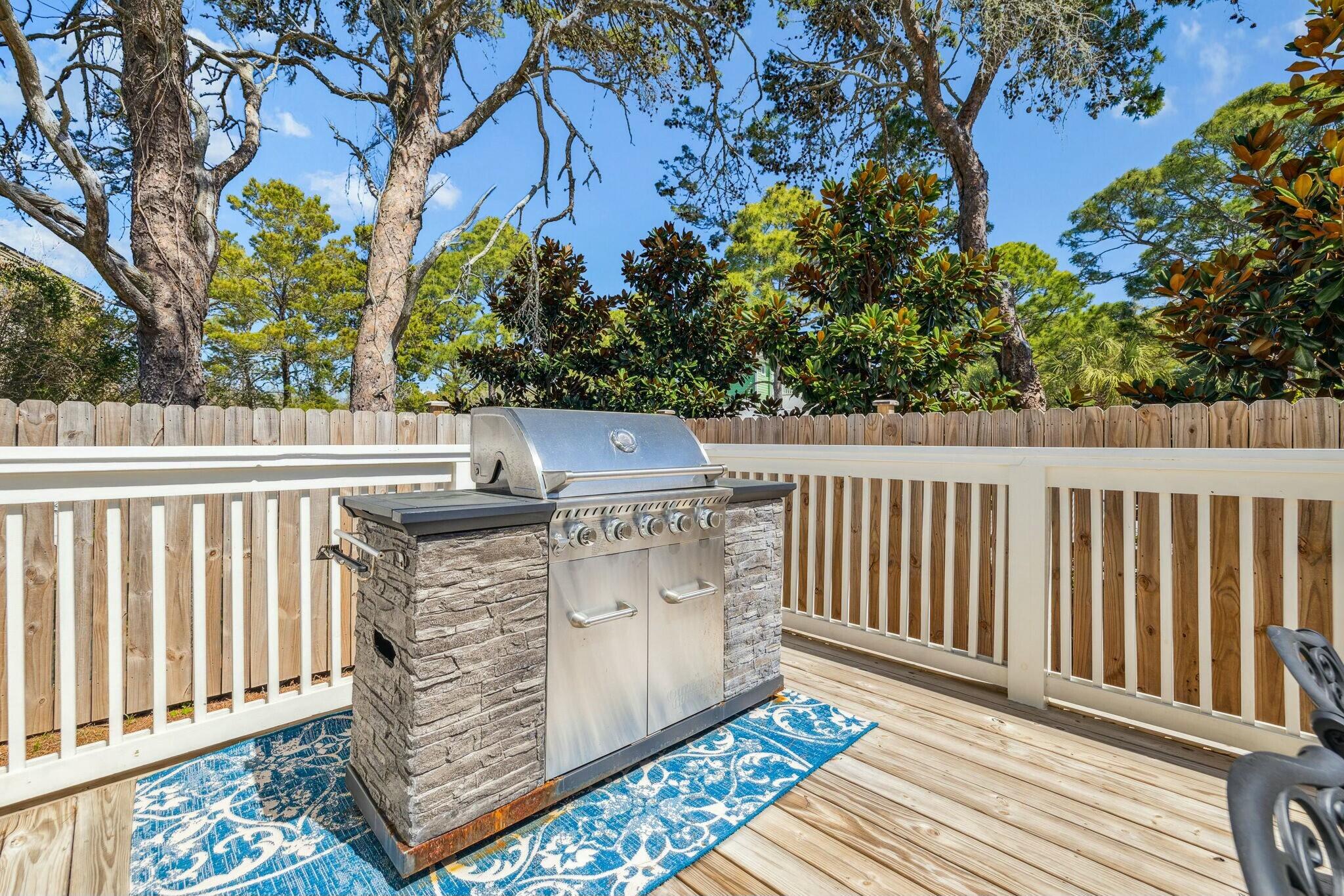 SEA POINTE - Residential