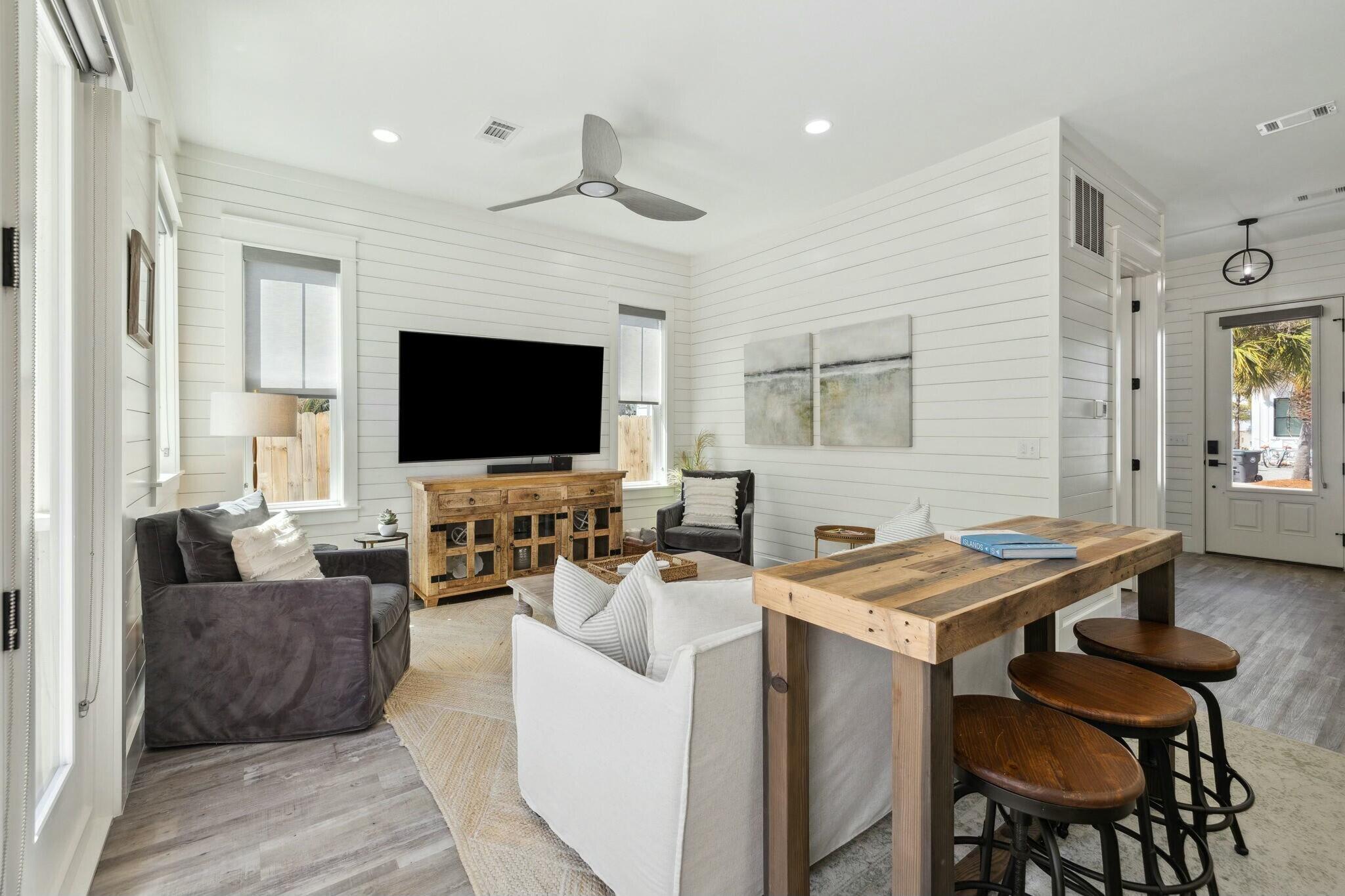 SEA POINTE - Residential