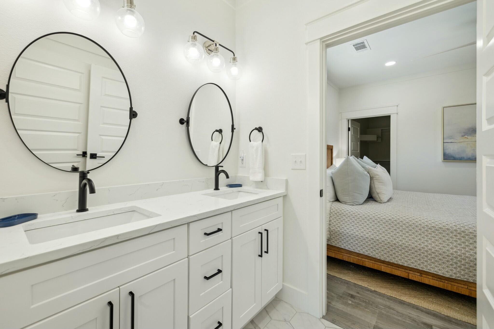 SEA POINTE - Residential