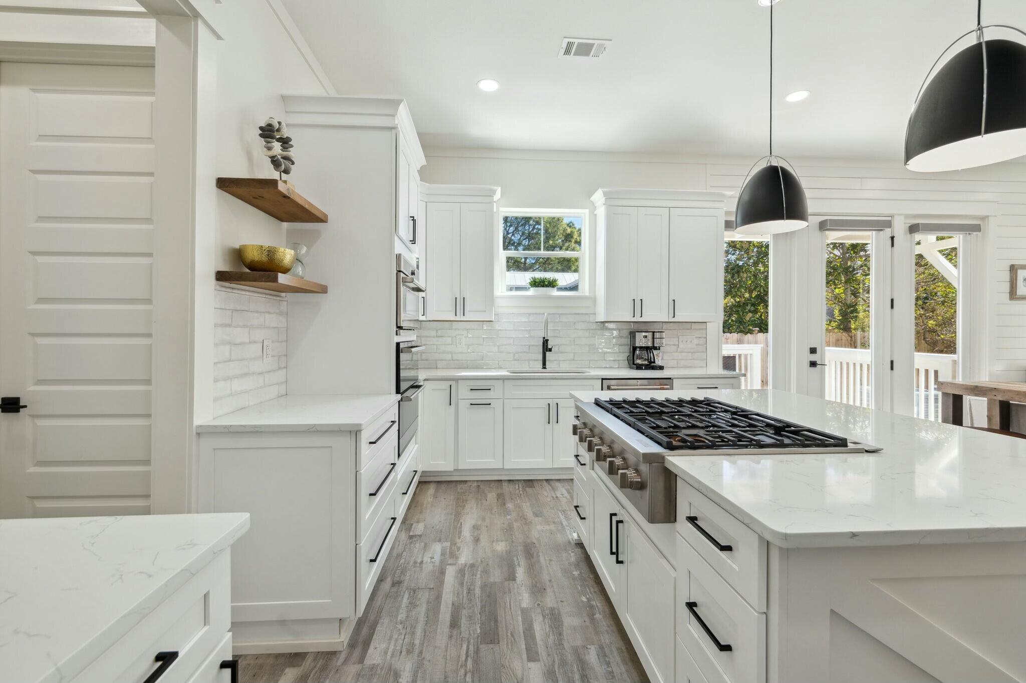SEA POINTE - Residential