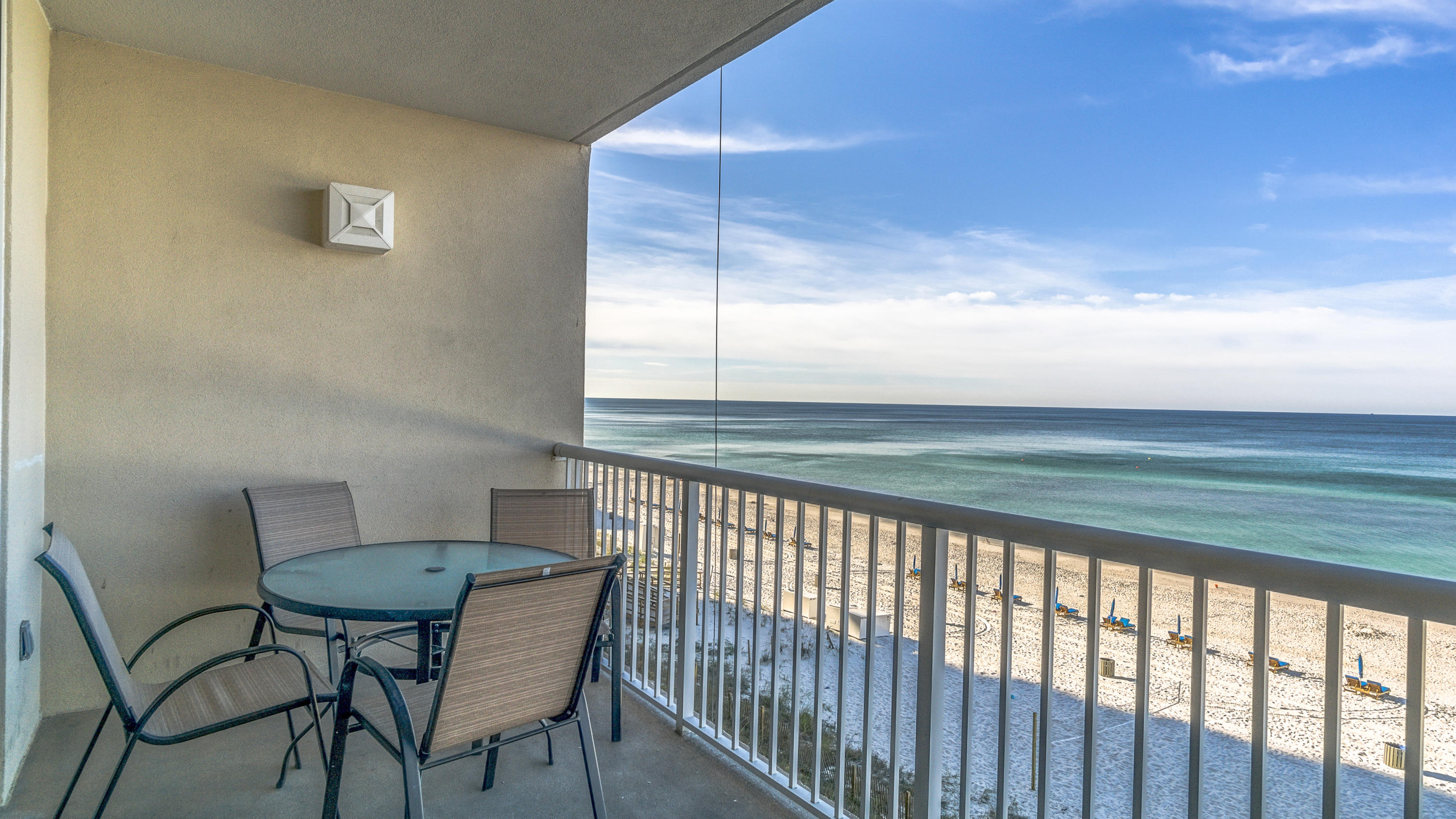 MAJESTIC BEACH TOWERS I - Residential