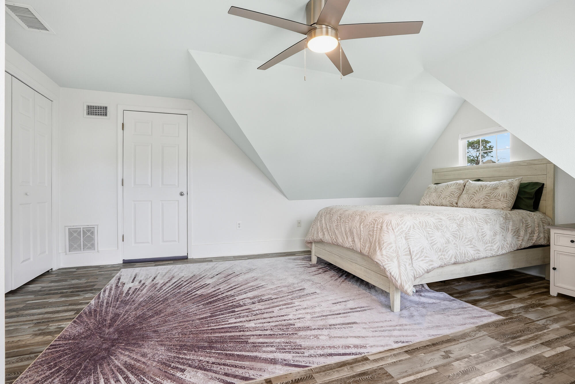 OLDE FLORIDA LAKES - Residential