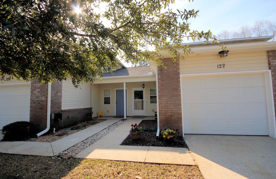 MOVE-IN READY minutes from Hurlburt Field. 3BR 2 bath condo in a very private cul-de-sac complex with only 6 units. Mostly rural, non subdivision location with friendly neighbors, surrounded by mostly wooded, natural habitat areas close to the Intracoastal waterway, you can hear tug boats and birds. Like new condition, fresh/new paint throughout, modern stainless appliances, granite countertop, new glass backsplash, 4 pc bath next to master bedroom downstairs, 2 BR and bath upstairs. NEW A/C unit in JULY 2016!