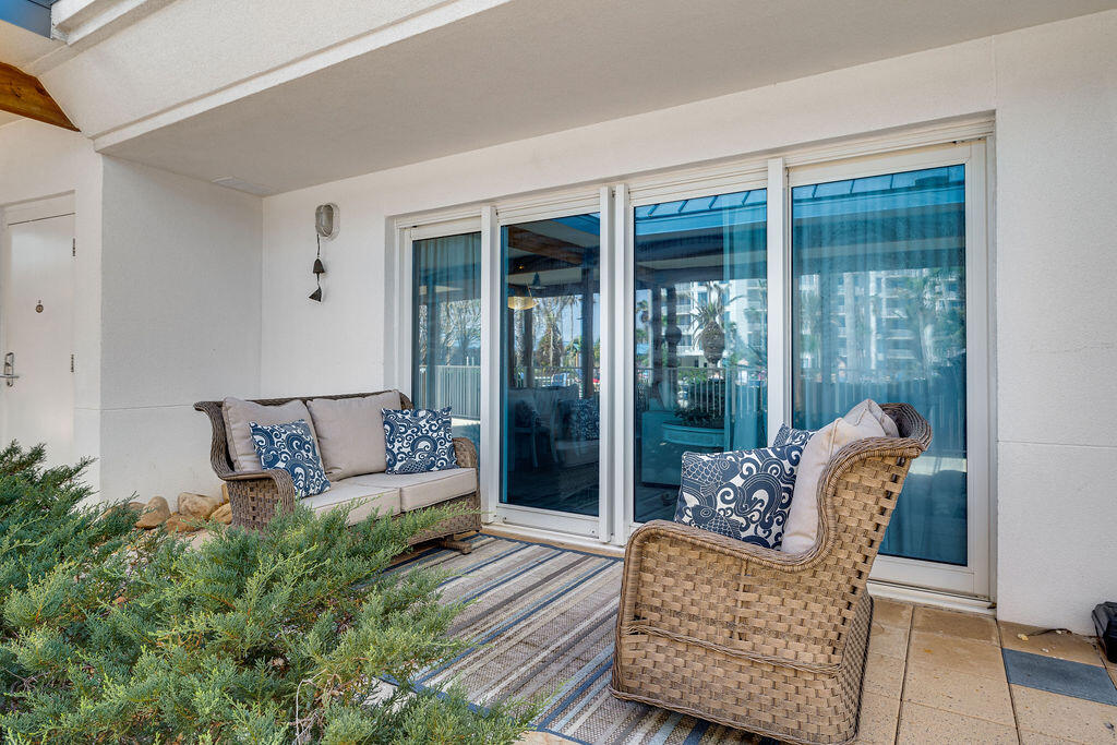 THE PALMS OF DESTIN - Residential