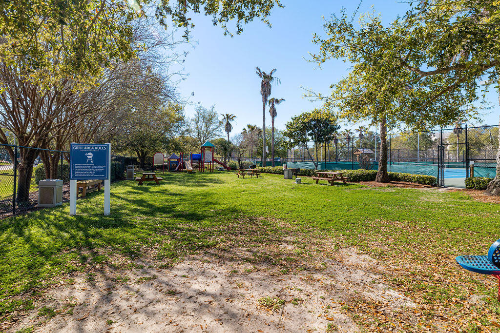 THE PALMS OF DESTIN - Residential