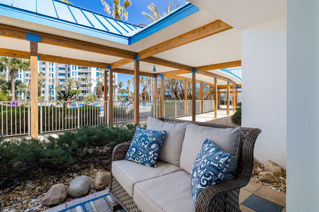 THE PALMS OF DESTIN - Residential