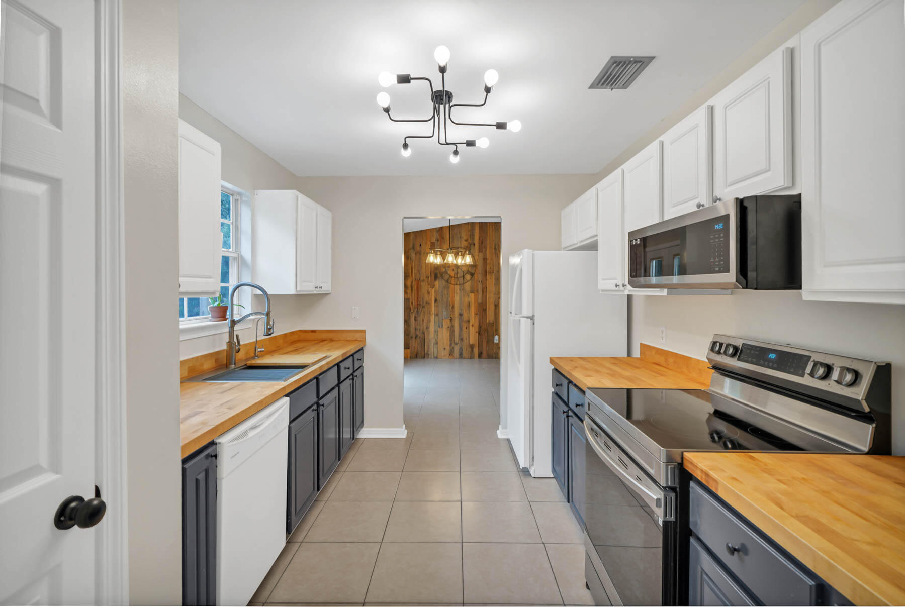 HOLLEY BY THE SEA - Residential