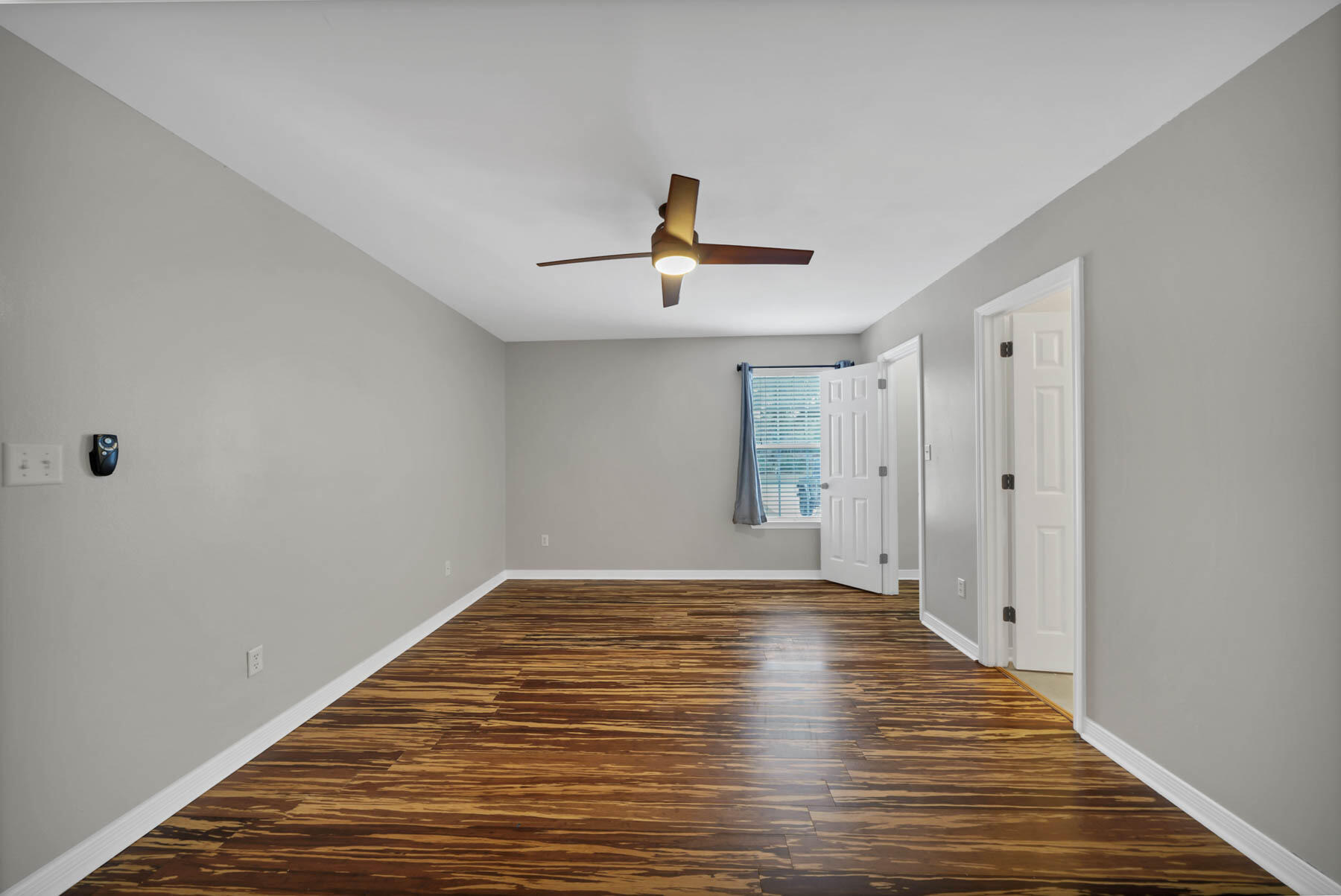 HOLLEY BY THE SEA - Residential