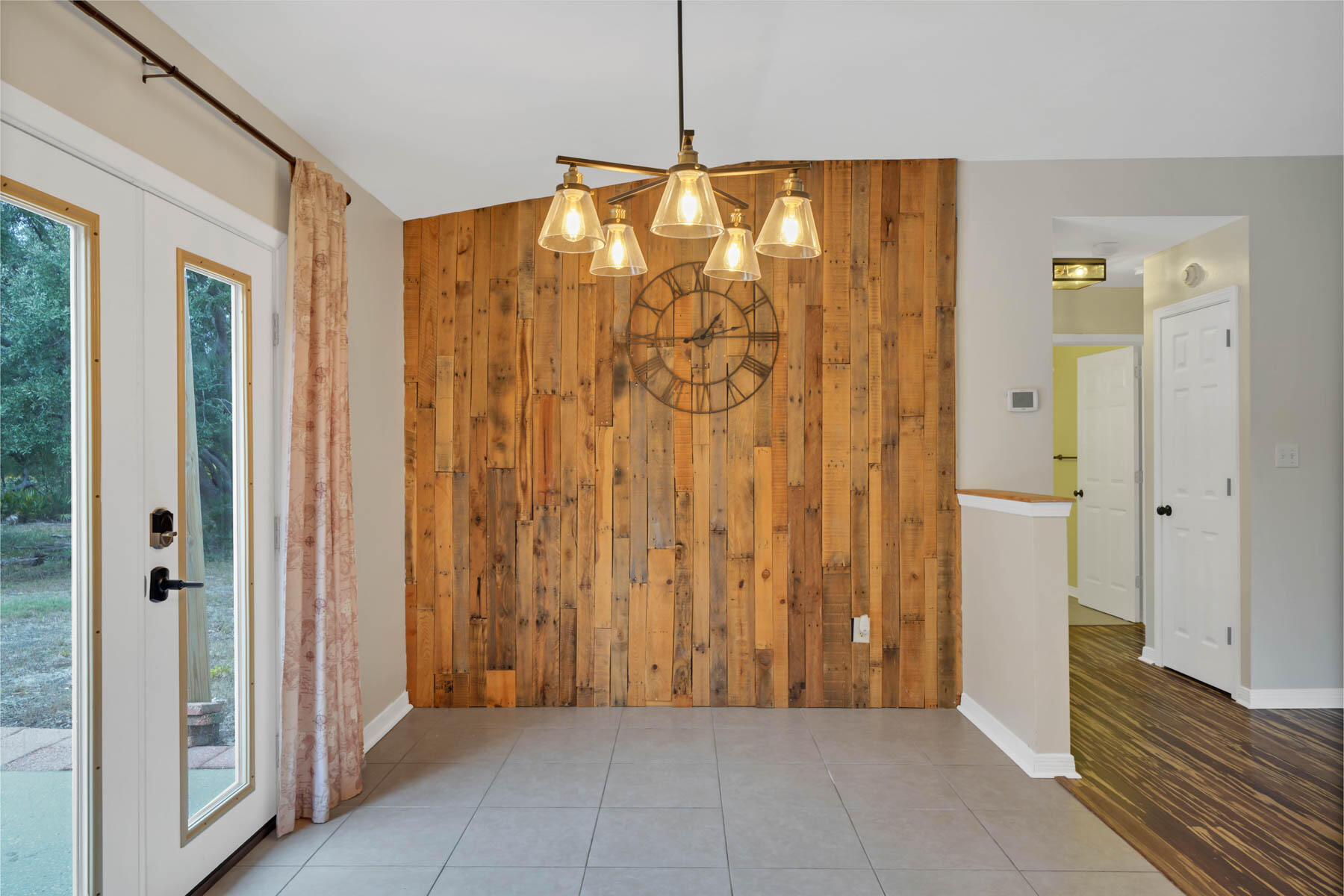 HOLLEY BY THE SEA - Residential