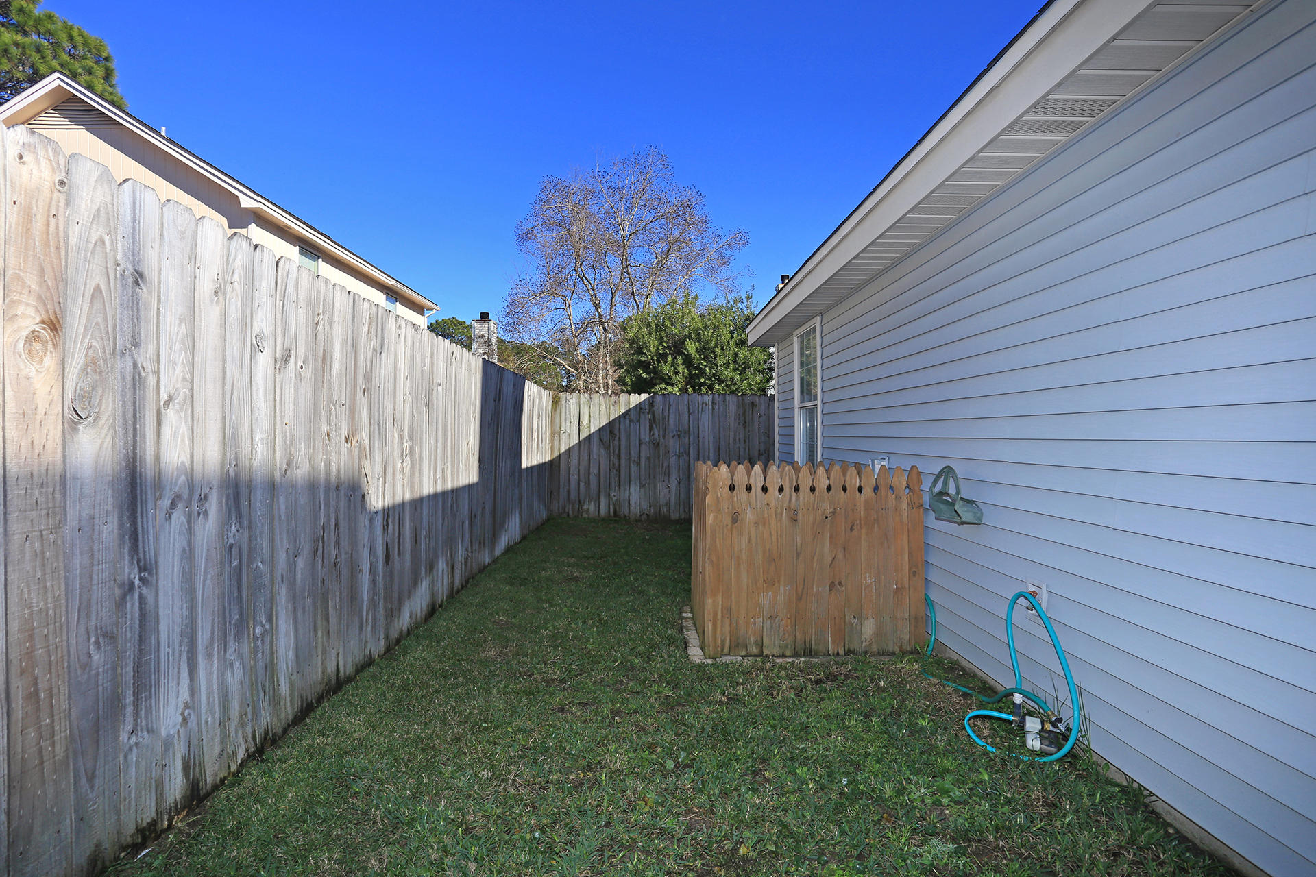 LAKE CHARLESTON - Residential