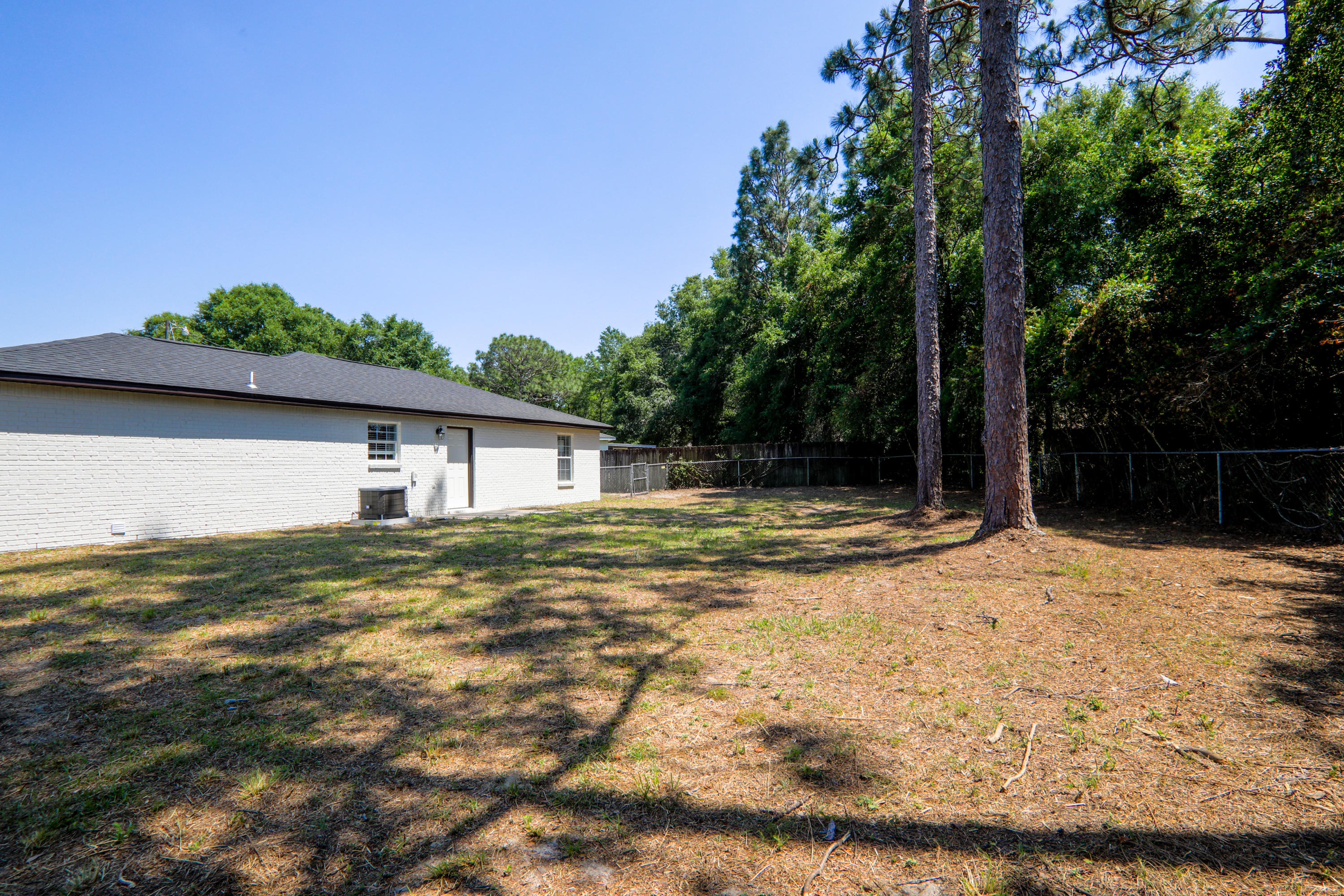 SOUTH POINTE EST - Residential