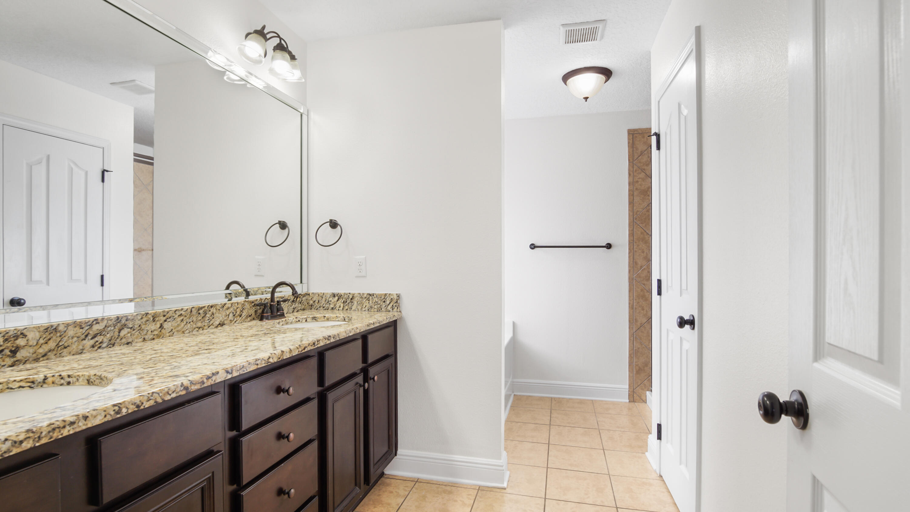 HARRISON'S WALK - Residential