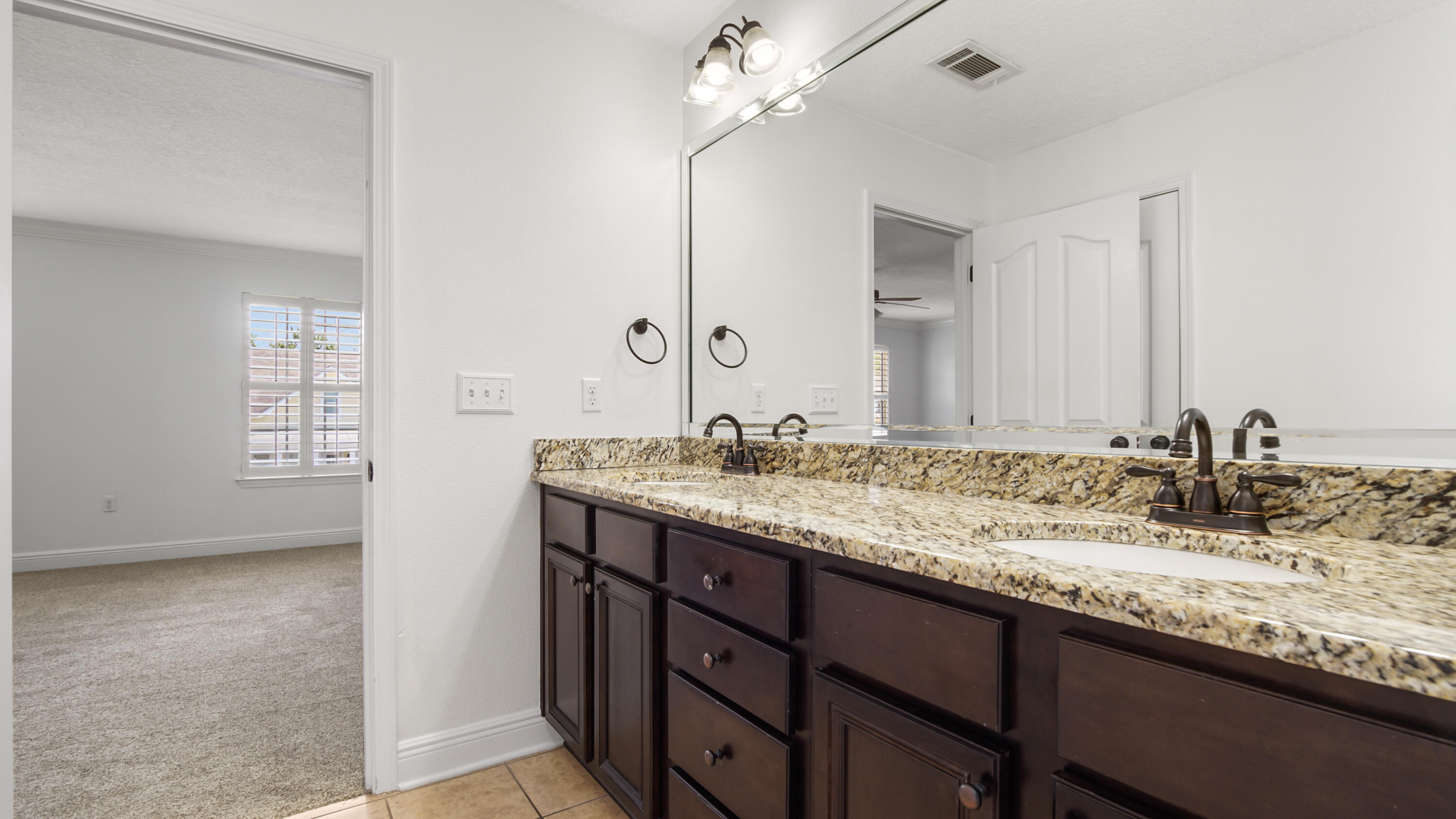 HARRISON'S WALK - Residential