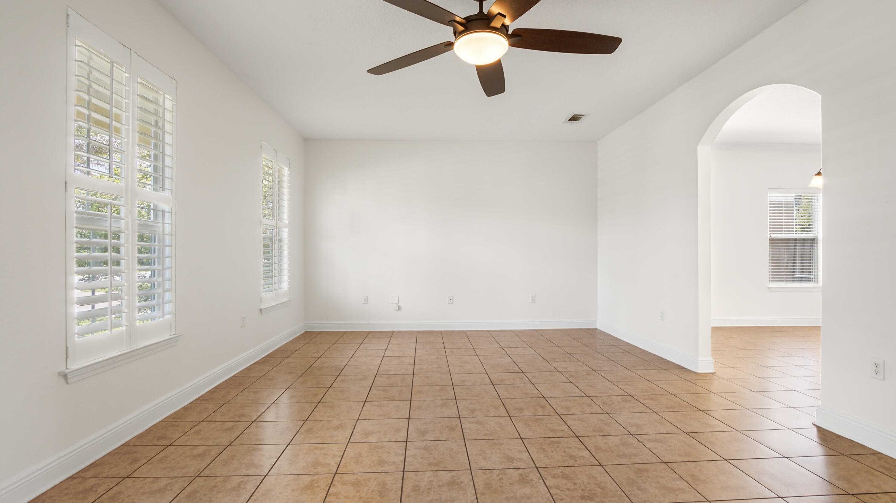 HARRISON'S WALK - Residential
