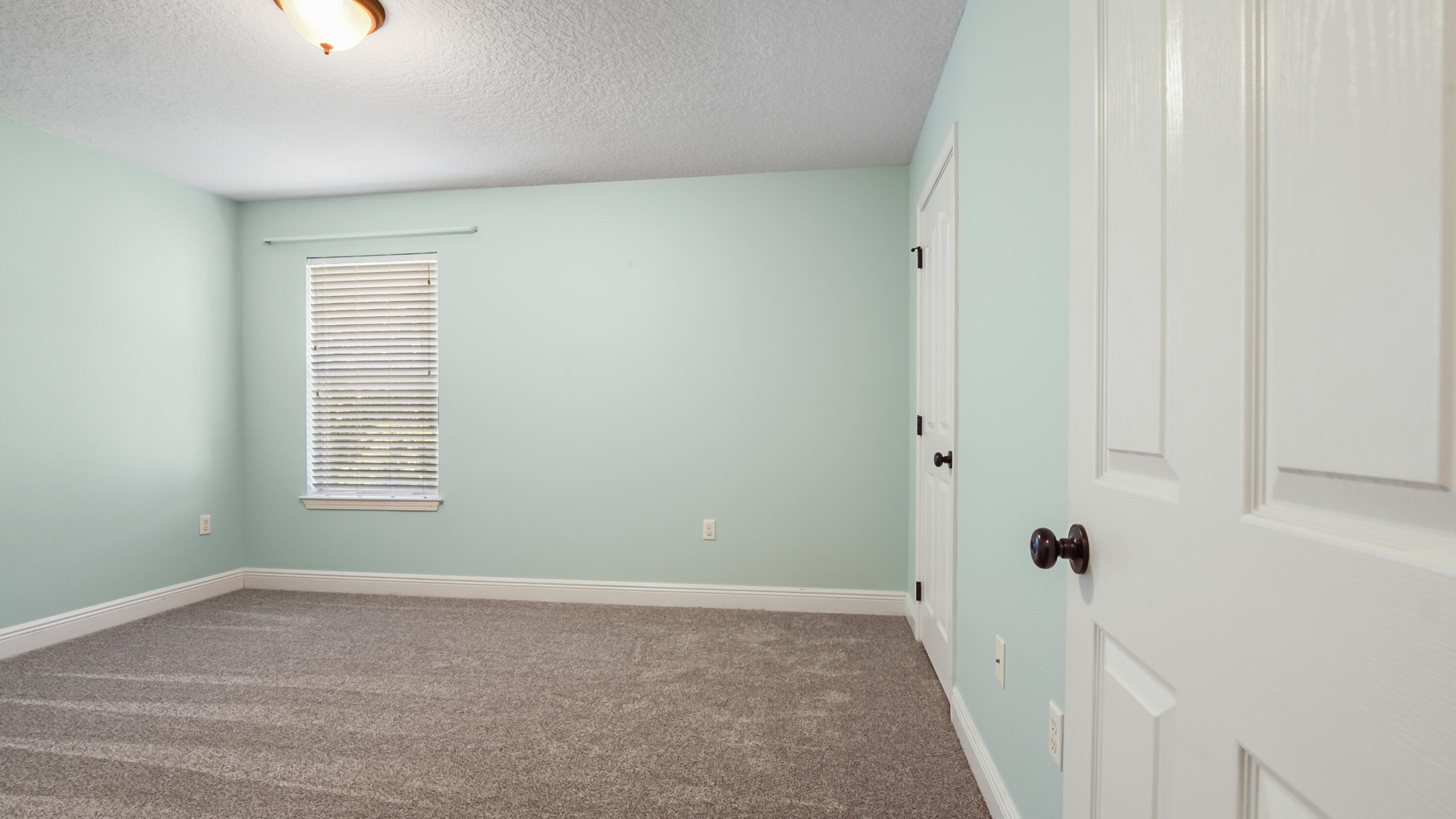 HARRISON'S WALK - Residential