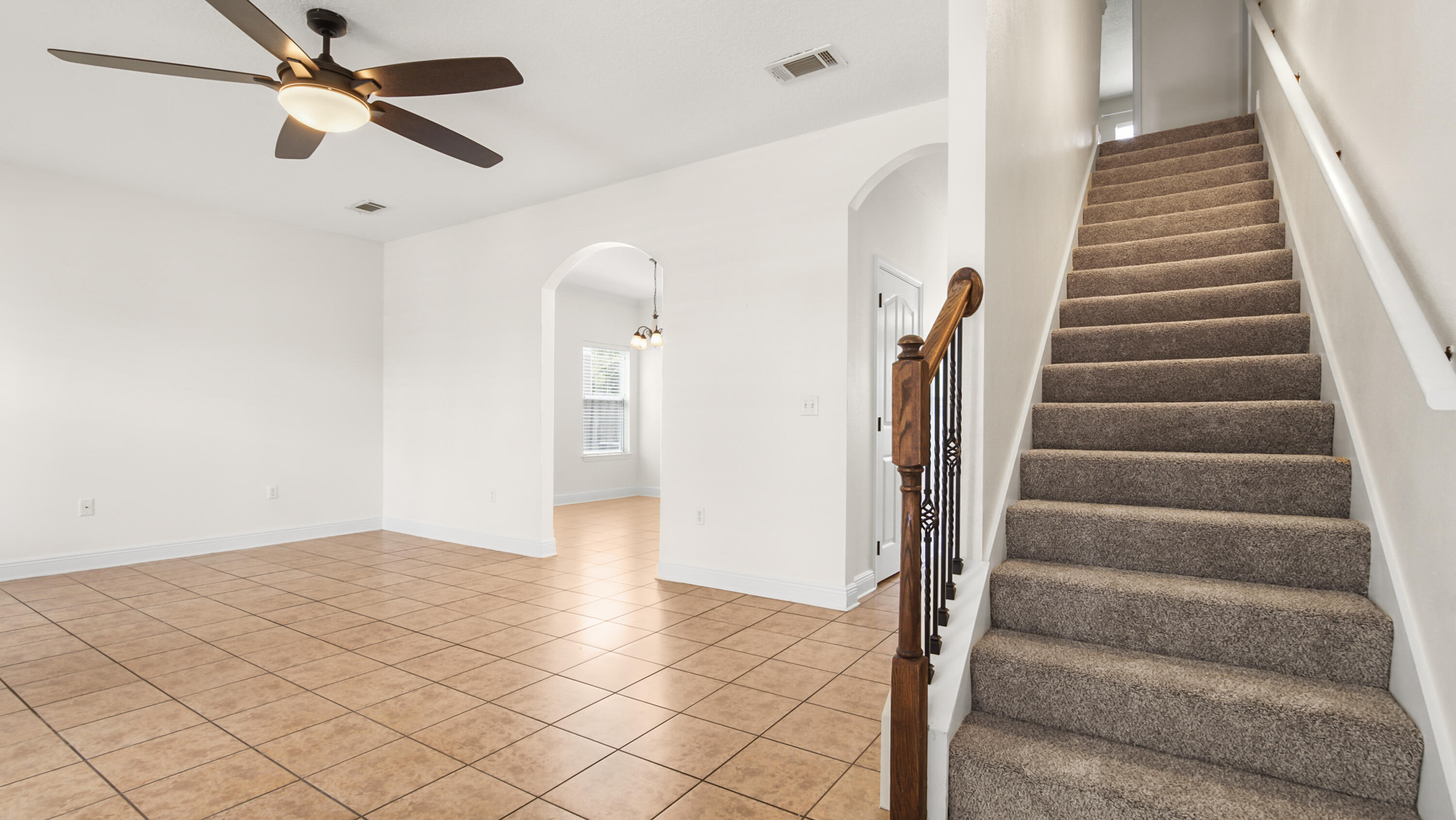 HARRISON'S WALK - Residential