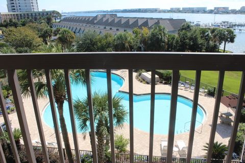 A home in Fort Walton Beach