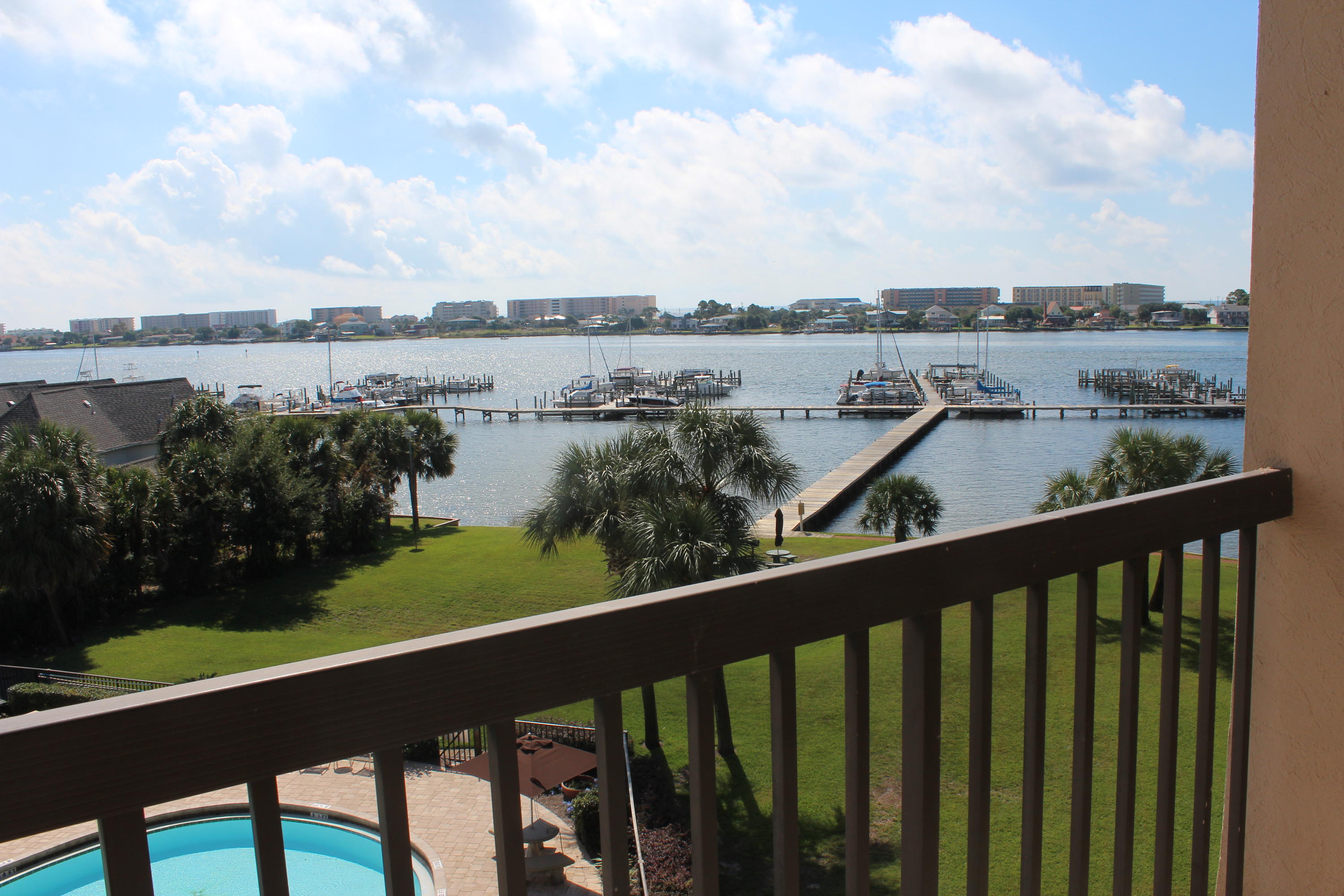 PIRATES BAY PH 1 - Residential