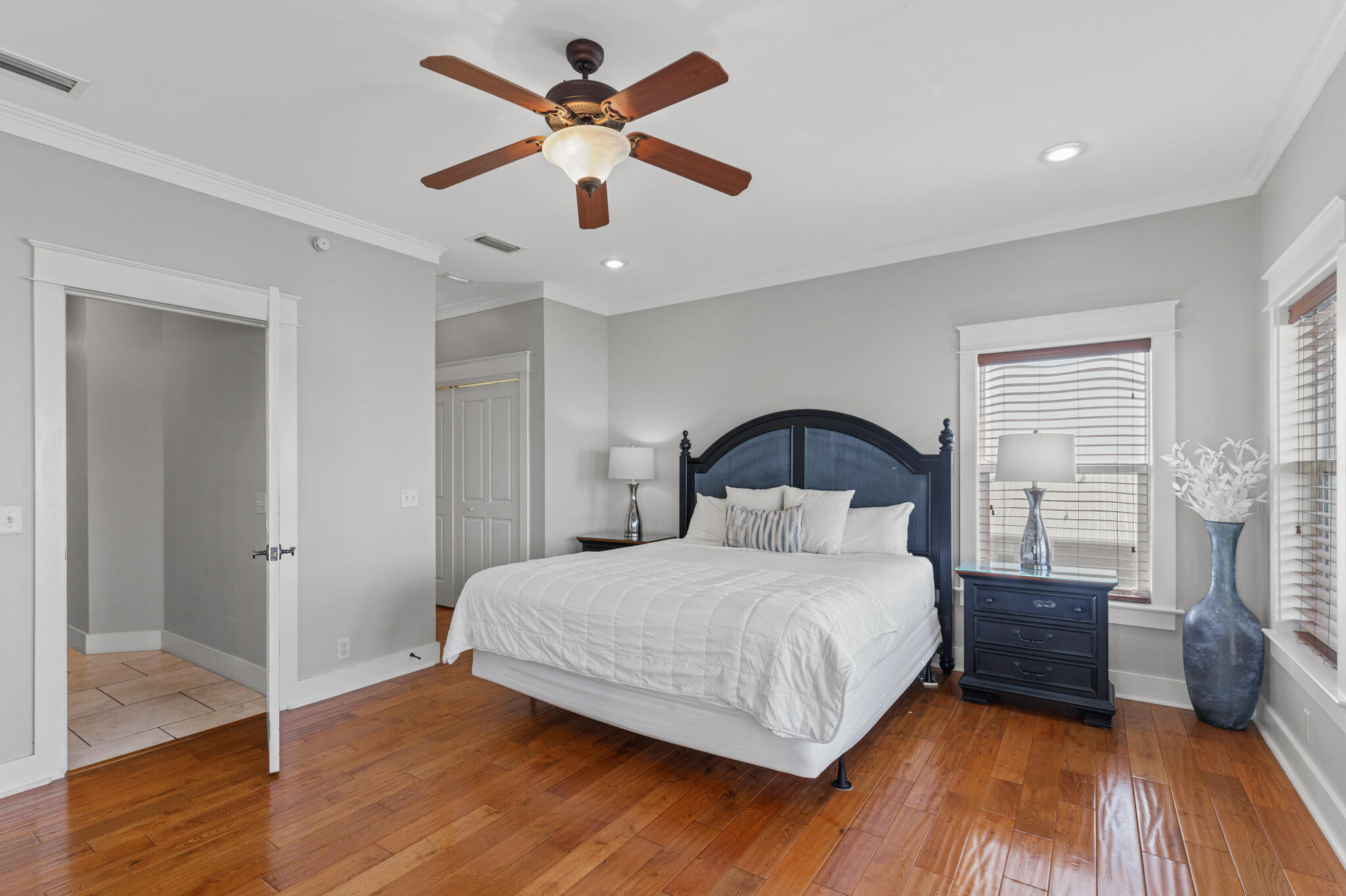 SILVER SANDS BEACH - Residential