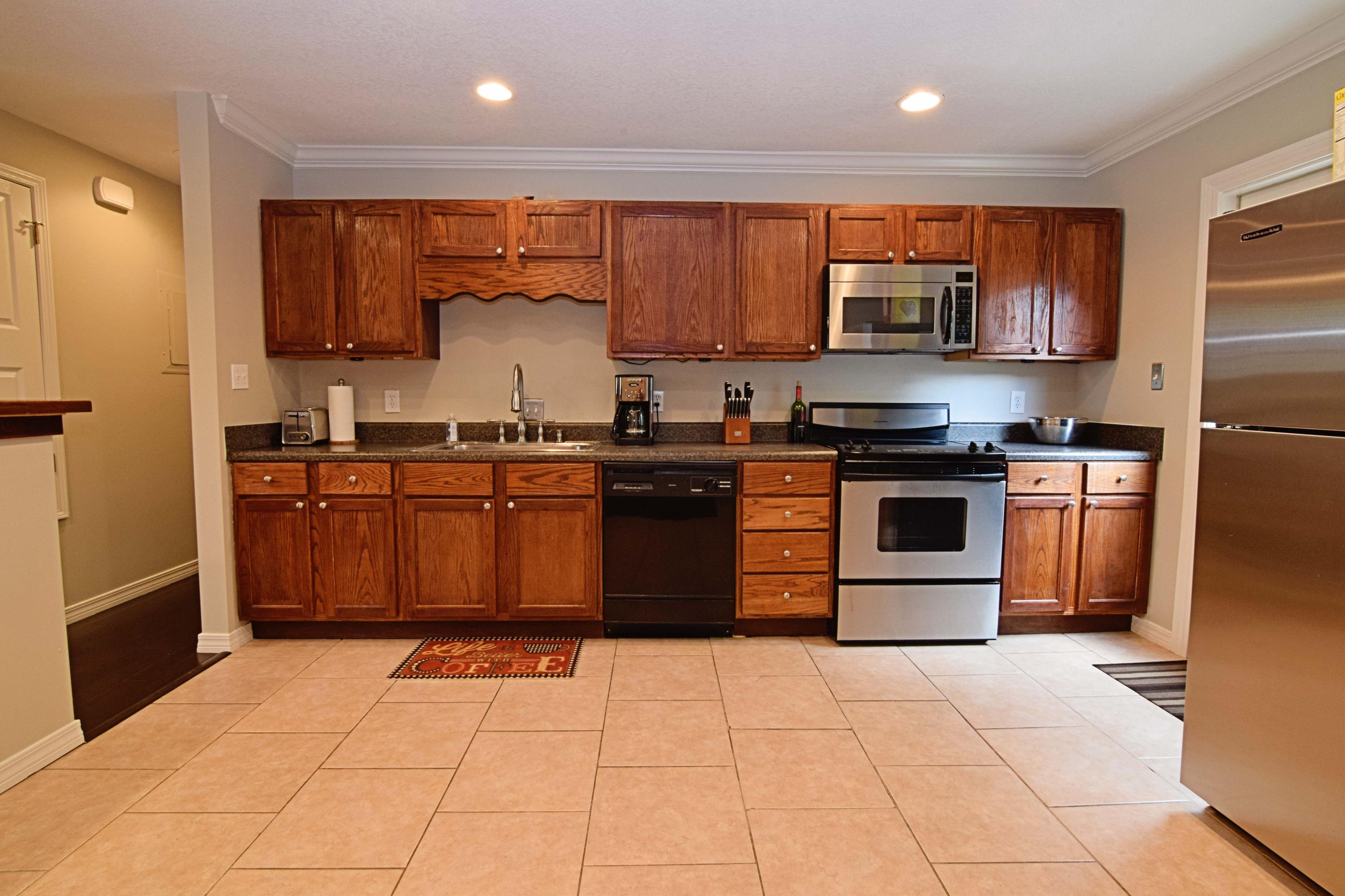 12-1s-23-253f-0002-0110 - Residential