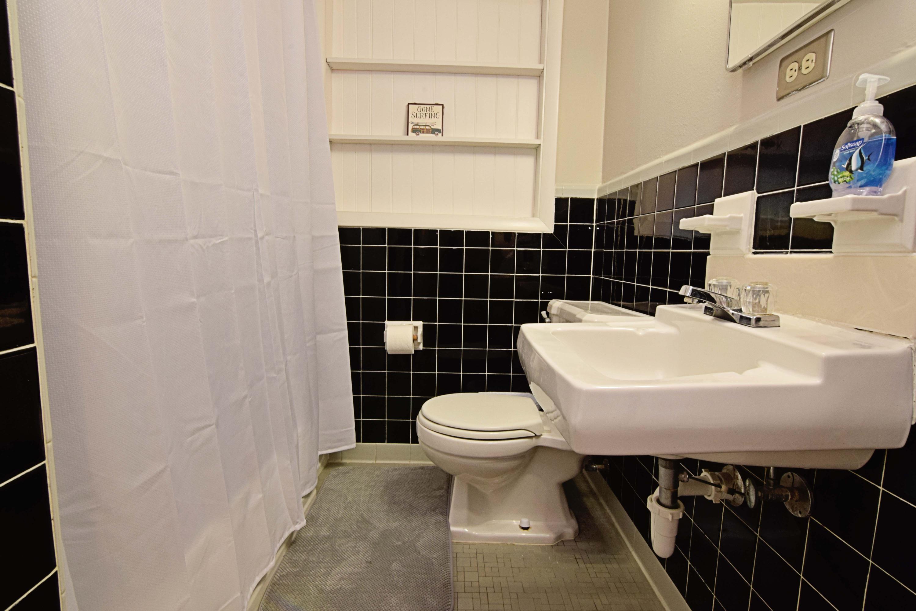 12-1s-23-253f-0002-0110 - Residential