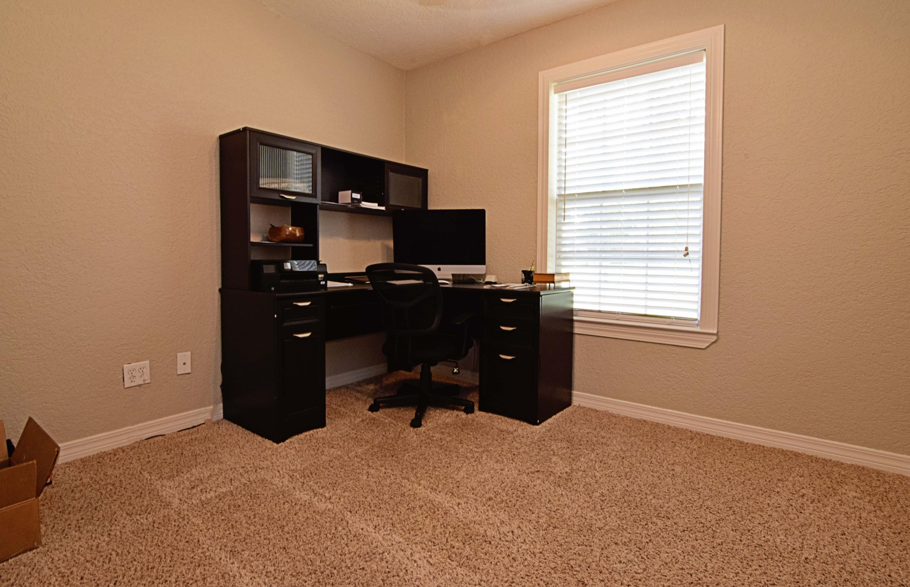 12-1s-23-253f-0002-0110 - Residential