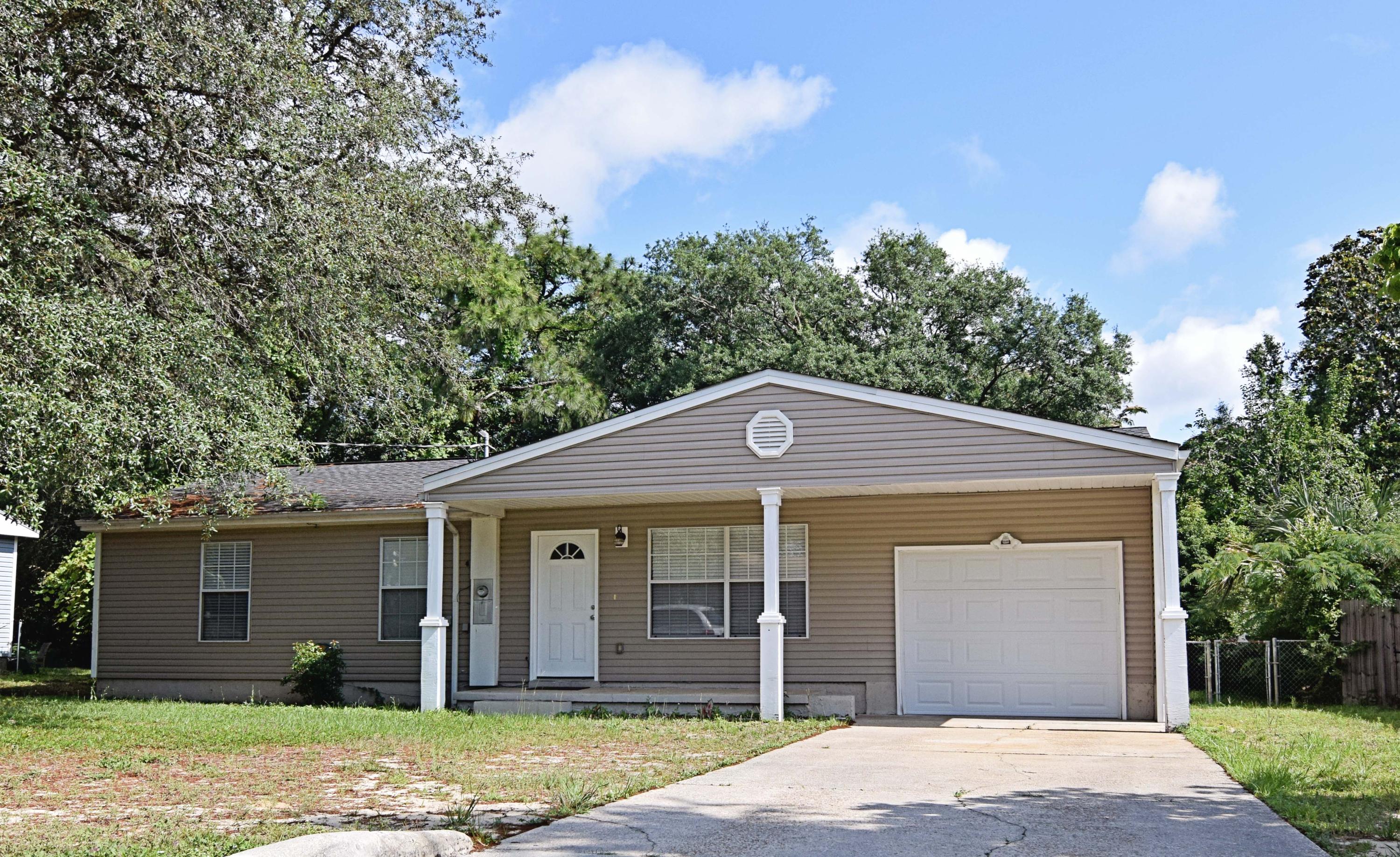 12-1s-23-253f-0002-0110 - Residential