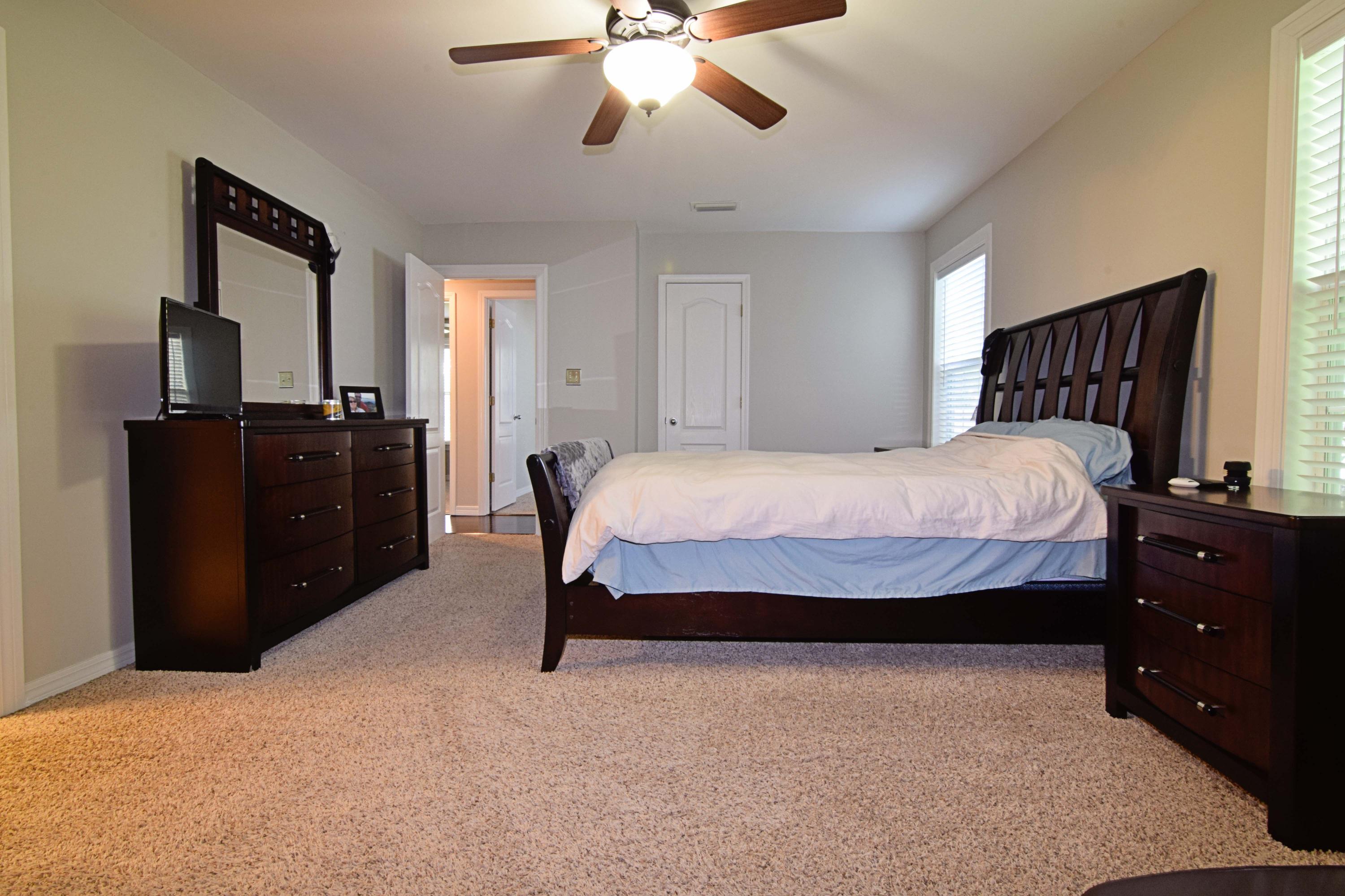 12-1s-23-253f-0002-0110 - Residential