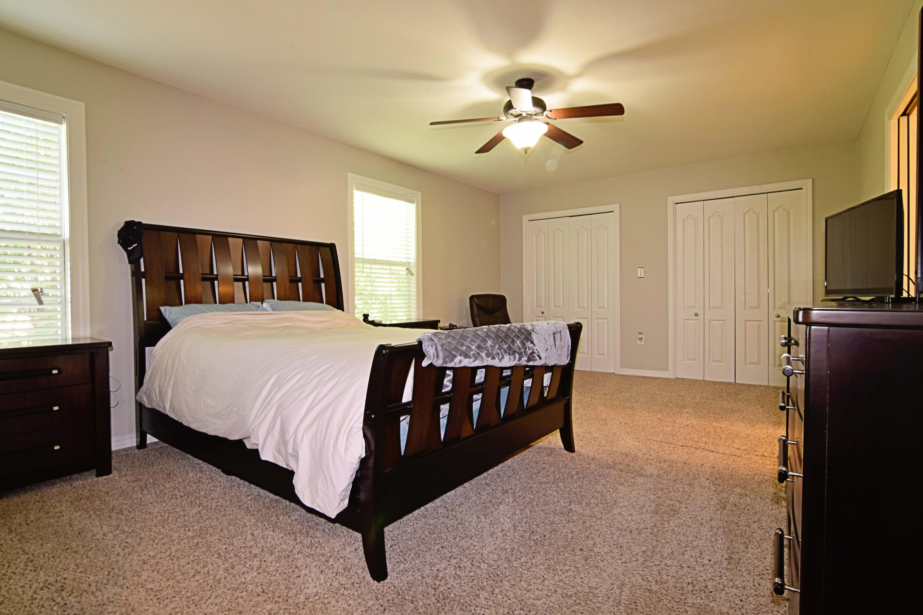 12-1s-23-253f-0002-0110 - Residential