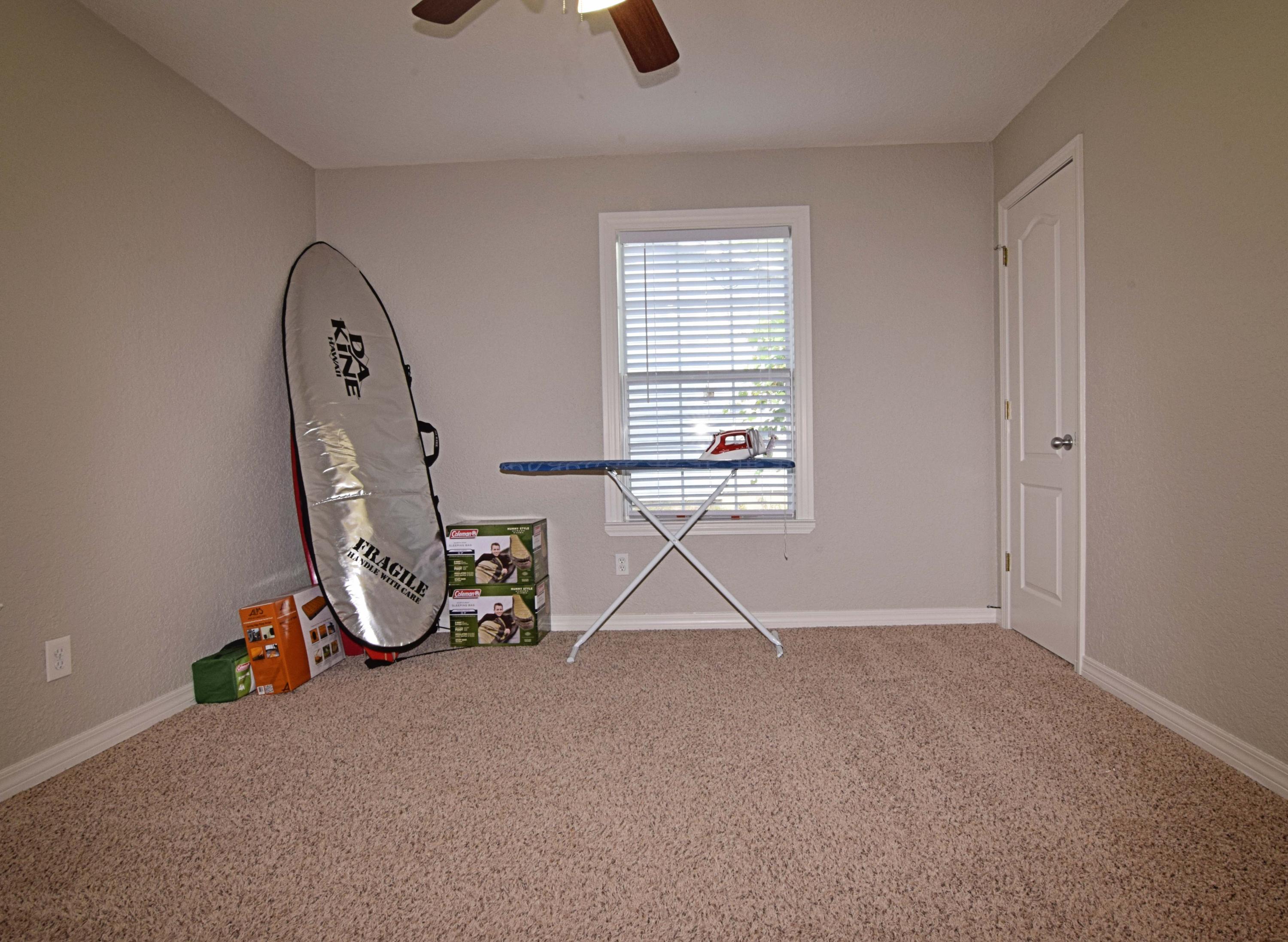 12-1s-23-253f-0002-0110 - Residential