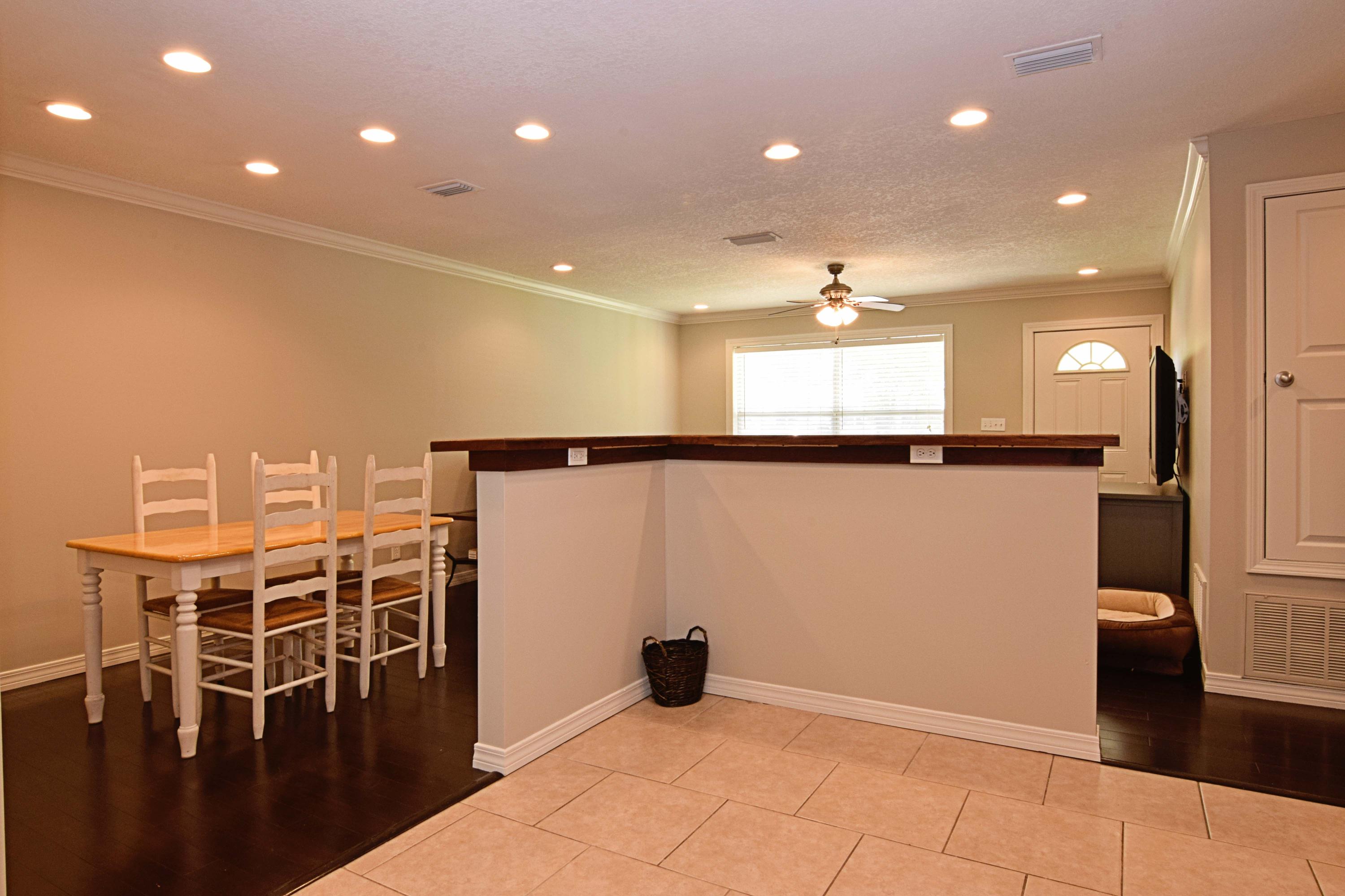 12-1s-23-253f-0002-0110 - Residential