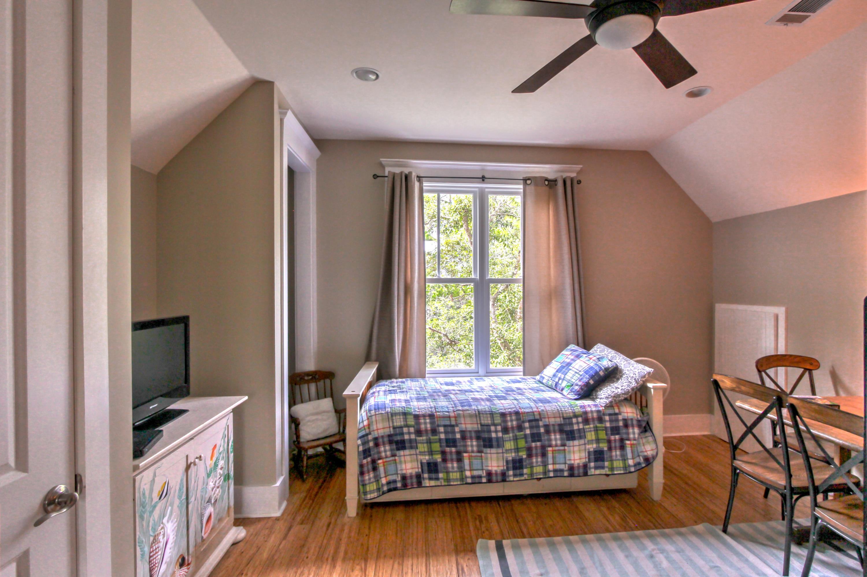 THE HAMMOCKS OF SEAGROVE - Residential