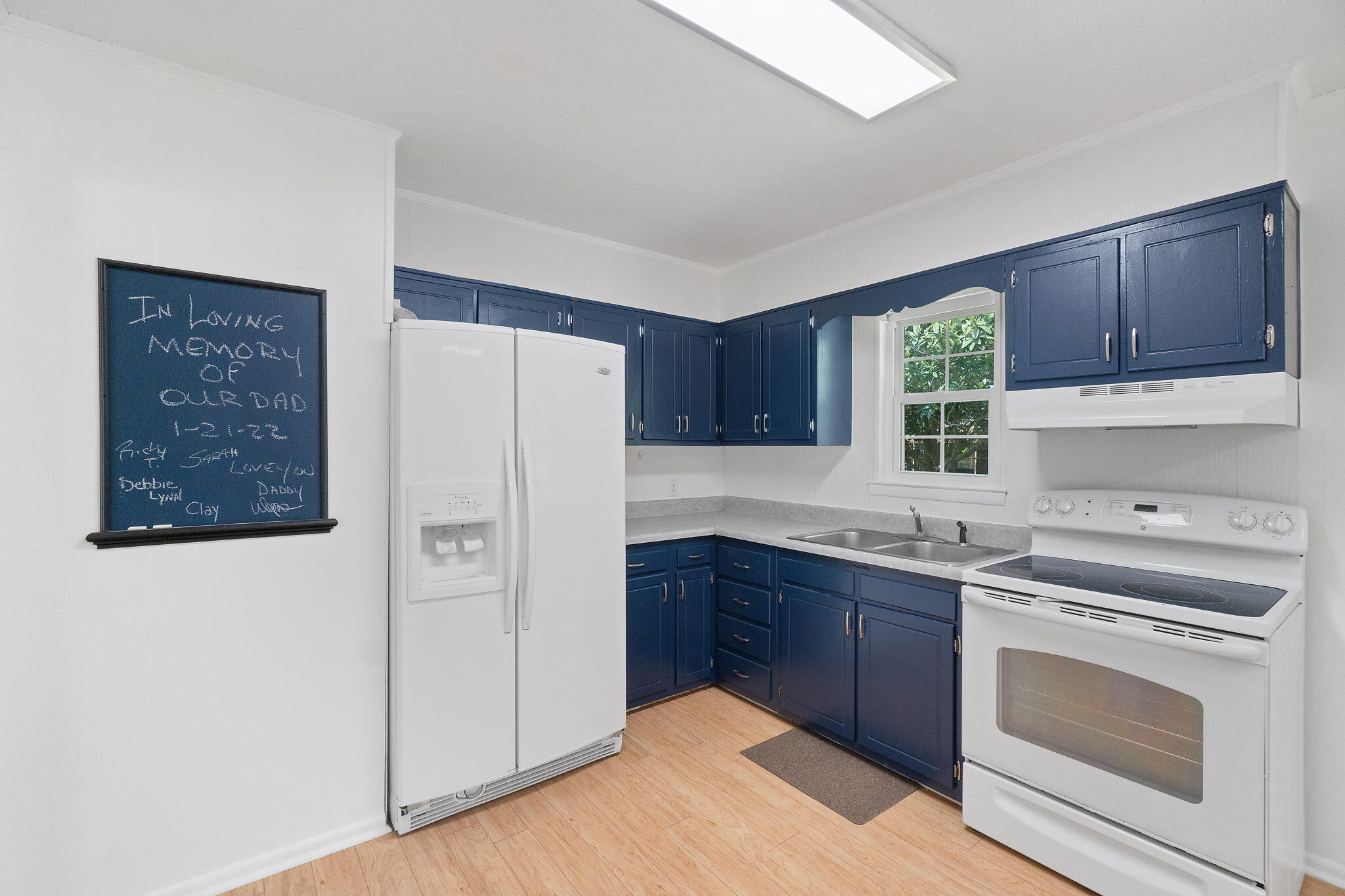 LAKEWOOD 1ST ADDN - Residential