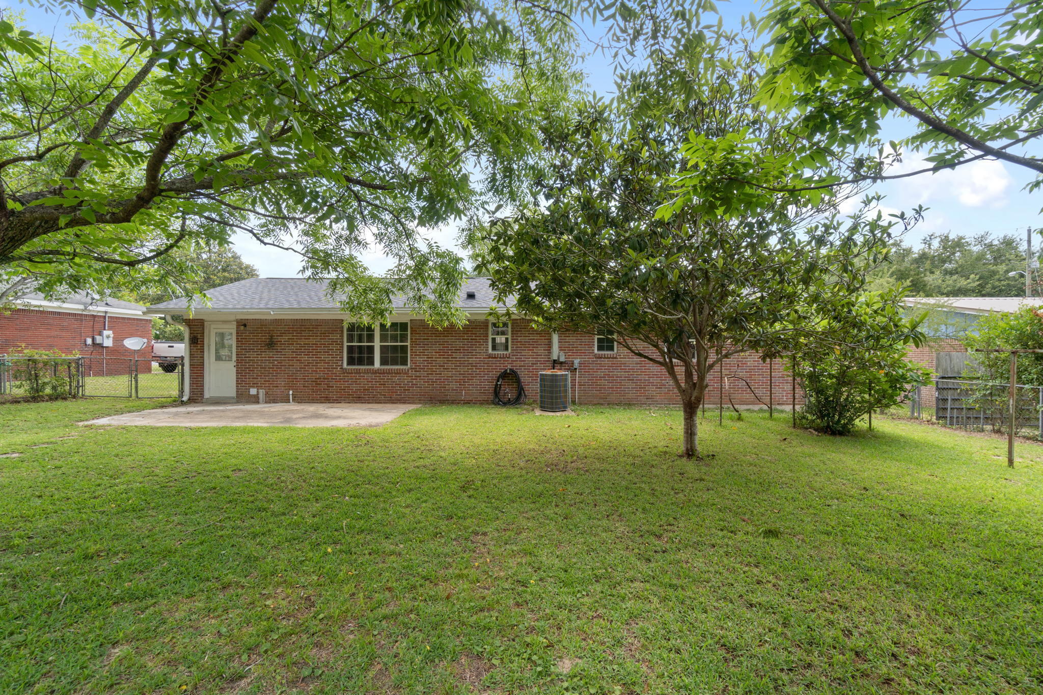 LAKEWOOD 1ST ADDN - Residential