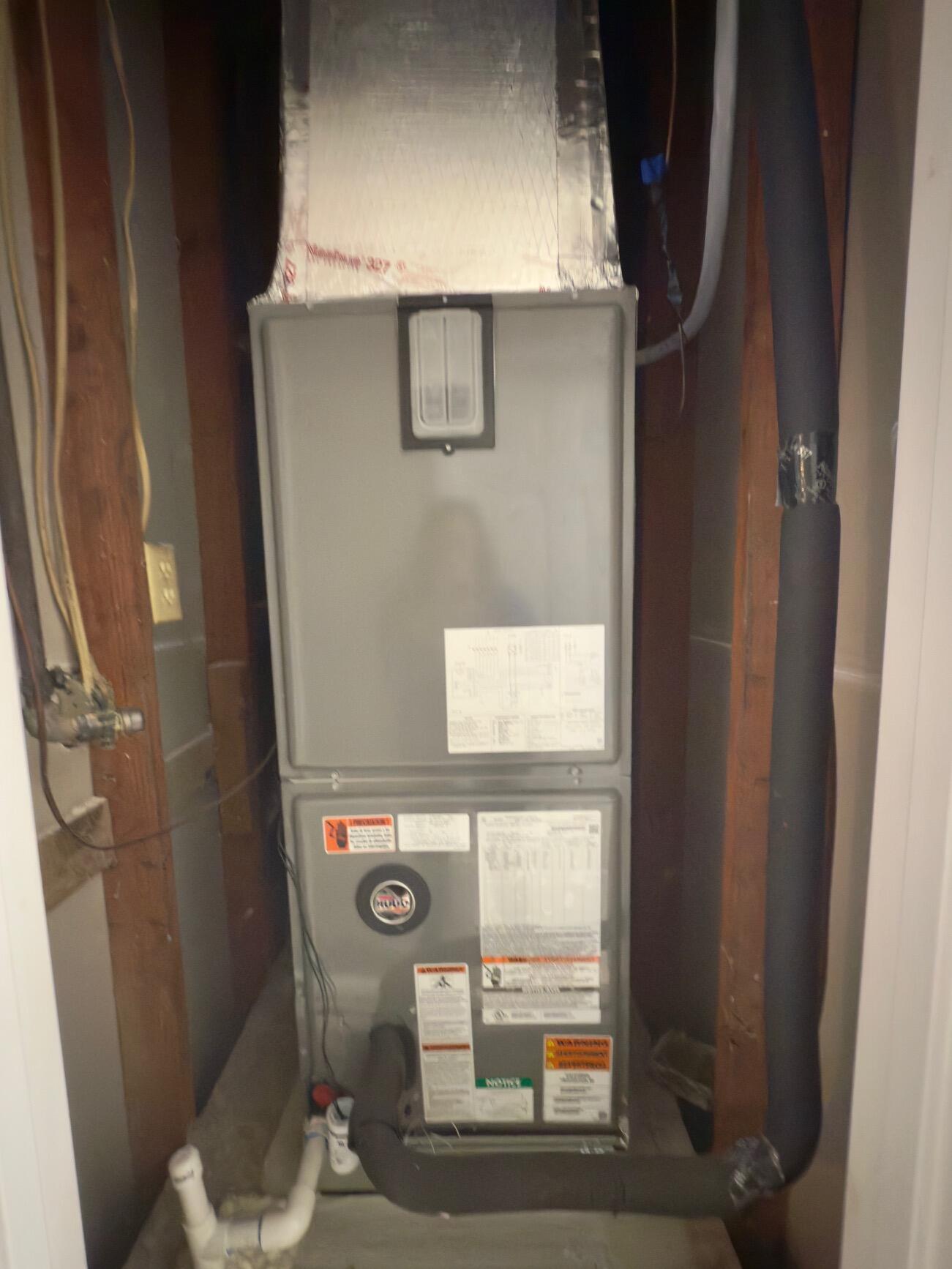 LAKEWOOD S/D LOT 3 BLK 2 - Residential